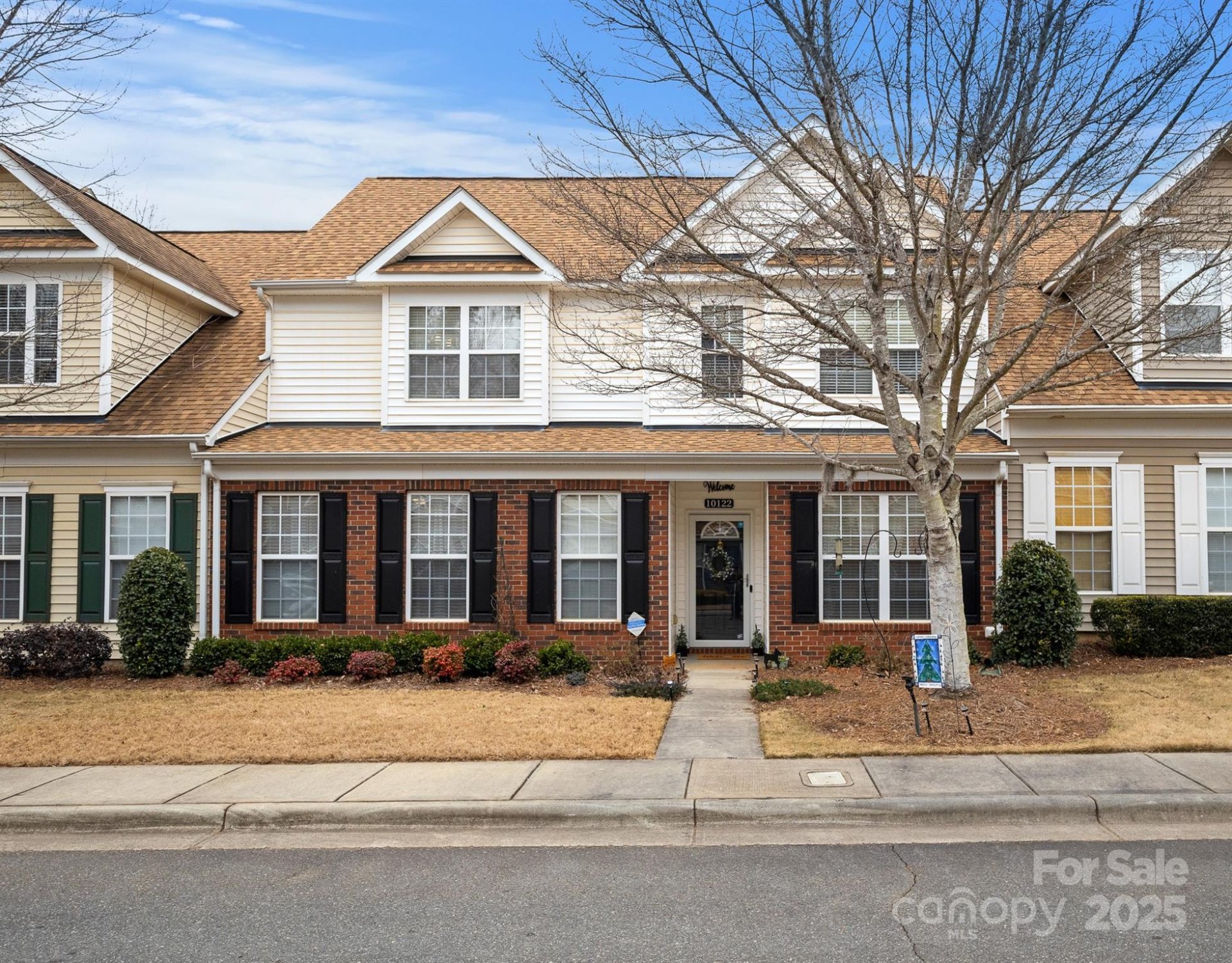 Property image 1 at 10122 Oxford Landing Lane, Charlotte, NC 28270