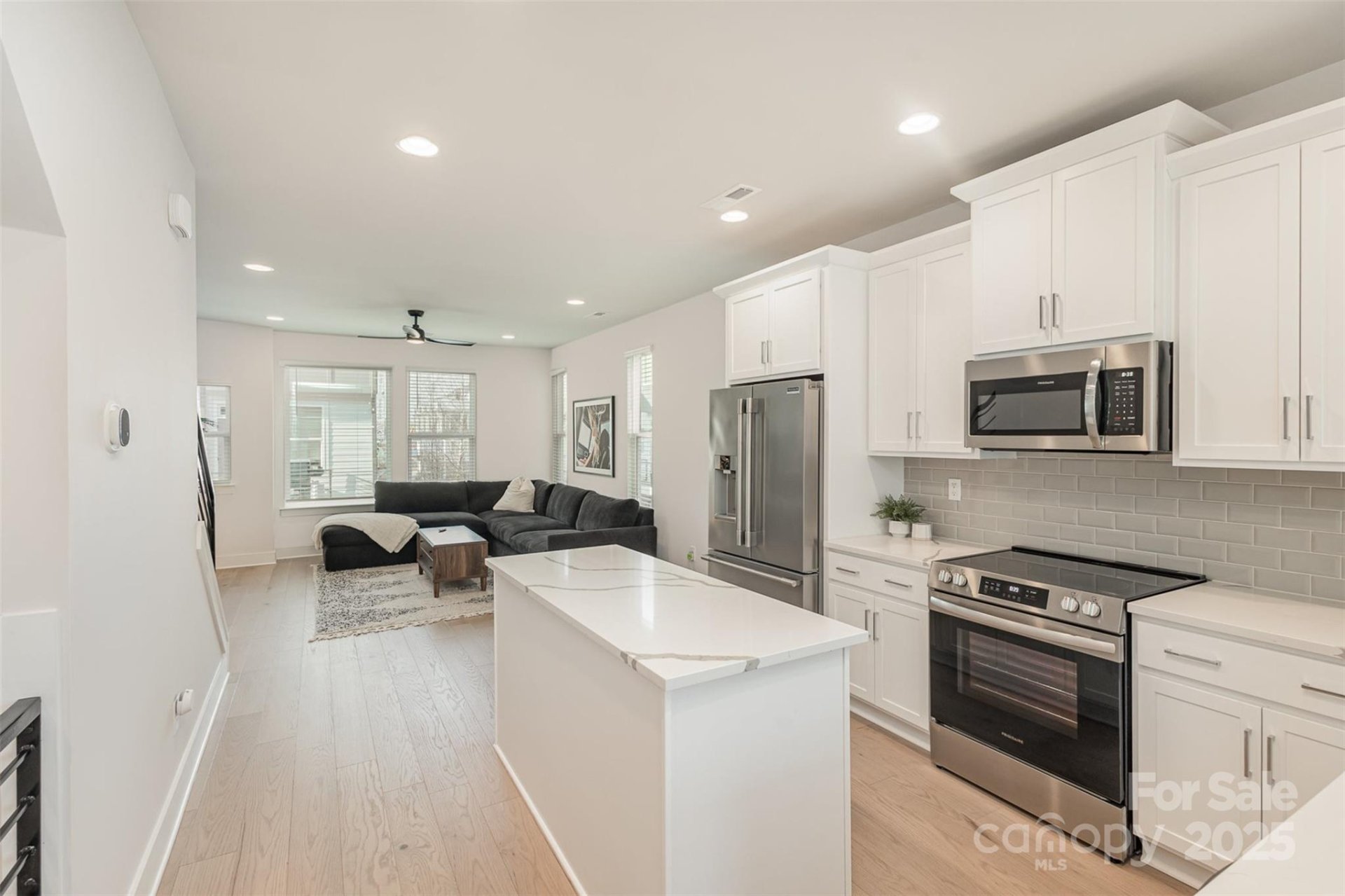 LOSO Terraces, Charlotte Community