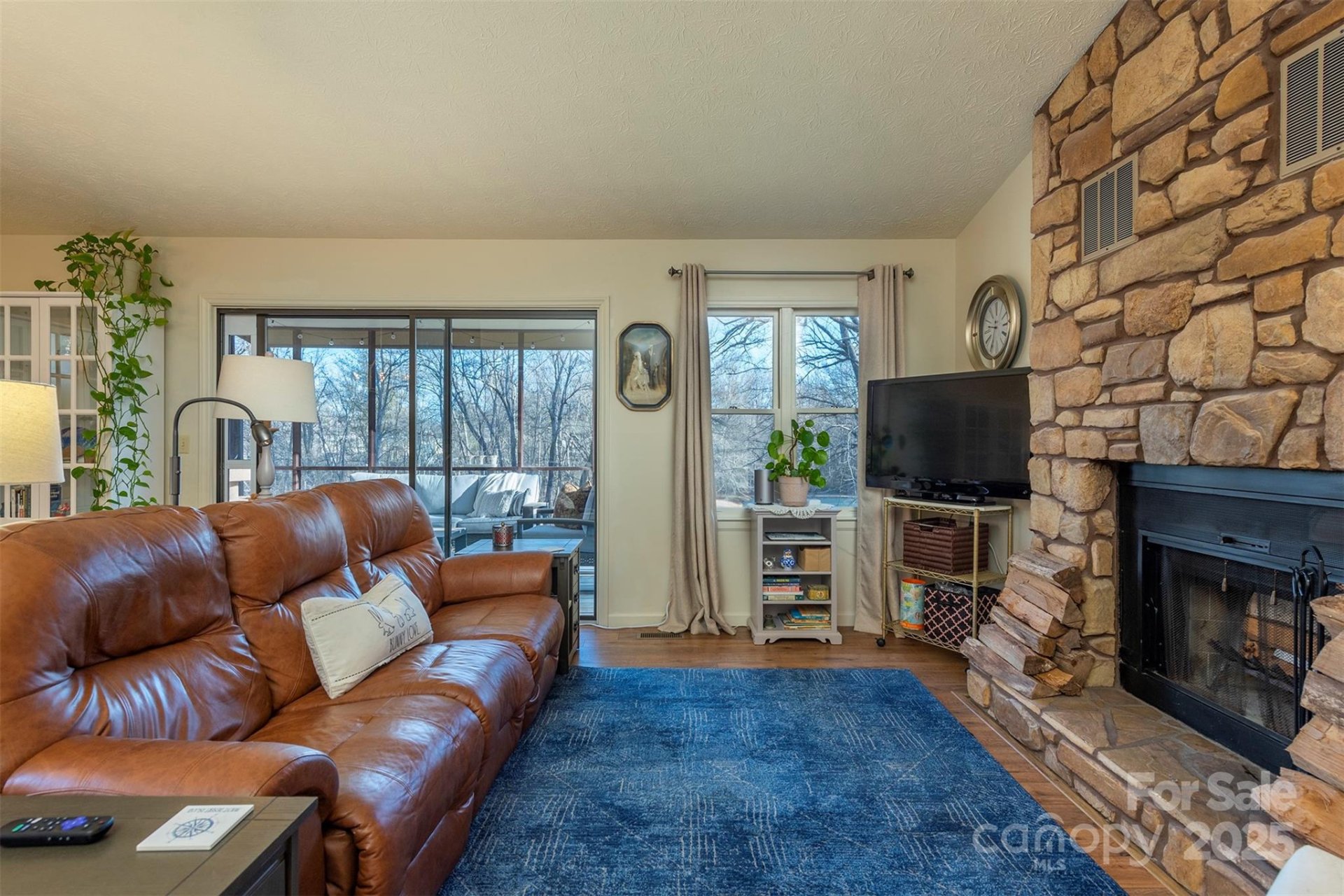 Property image 2 at 104 View De Lake Drive, Etowah, NC 28729