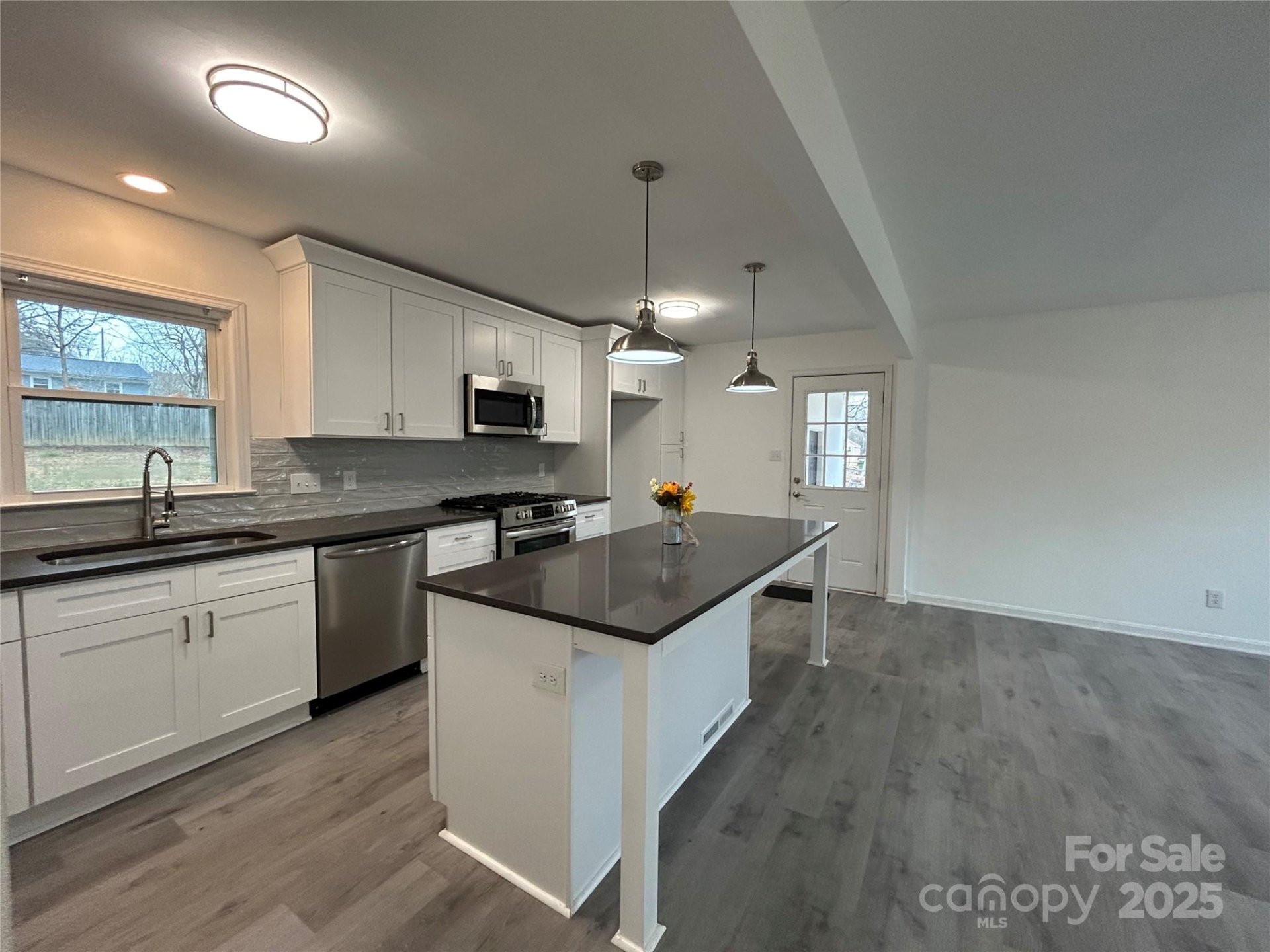 Property image 4 at 2334 Woodleaf Drive, Gastonia, NC 28052