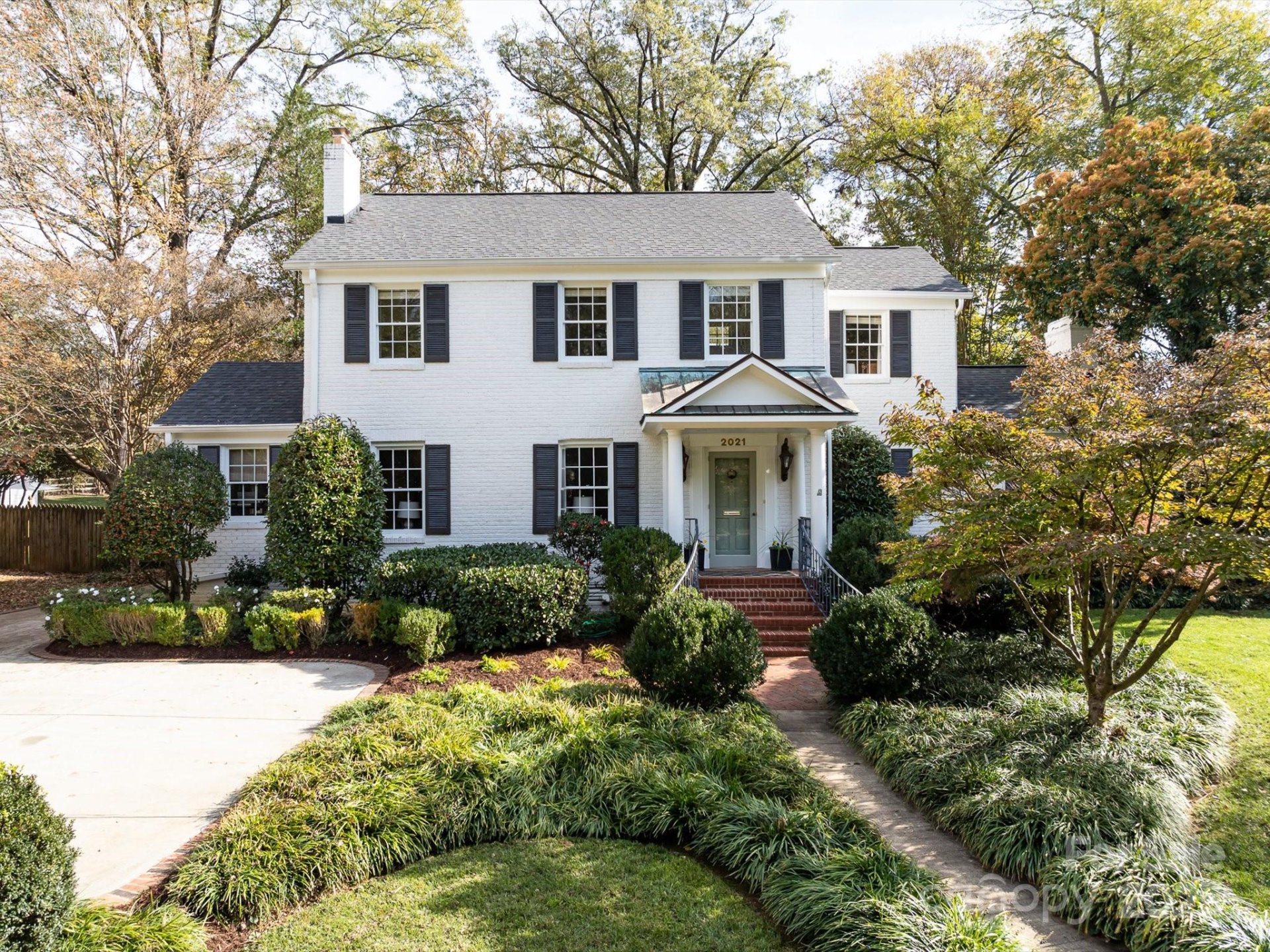 Property image 1 at 2021 S Wendover Road, Charlotte, NC 28211