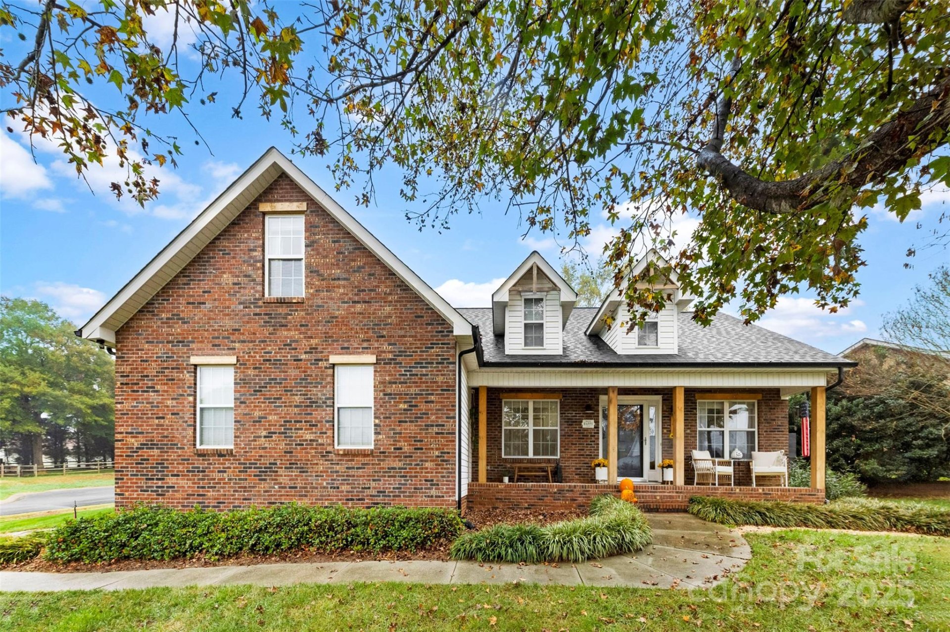 214 Heather Glen Lane