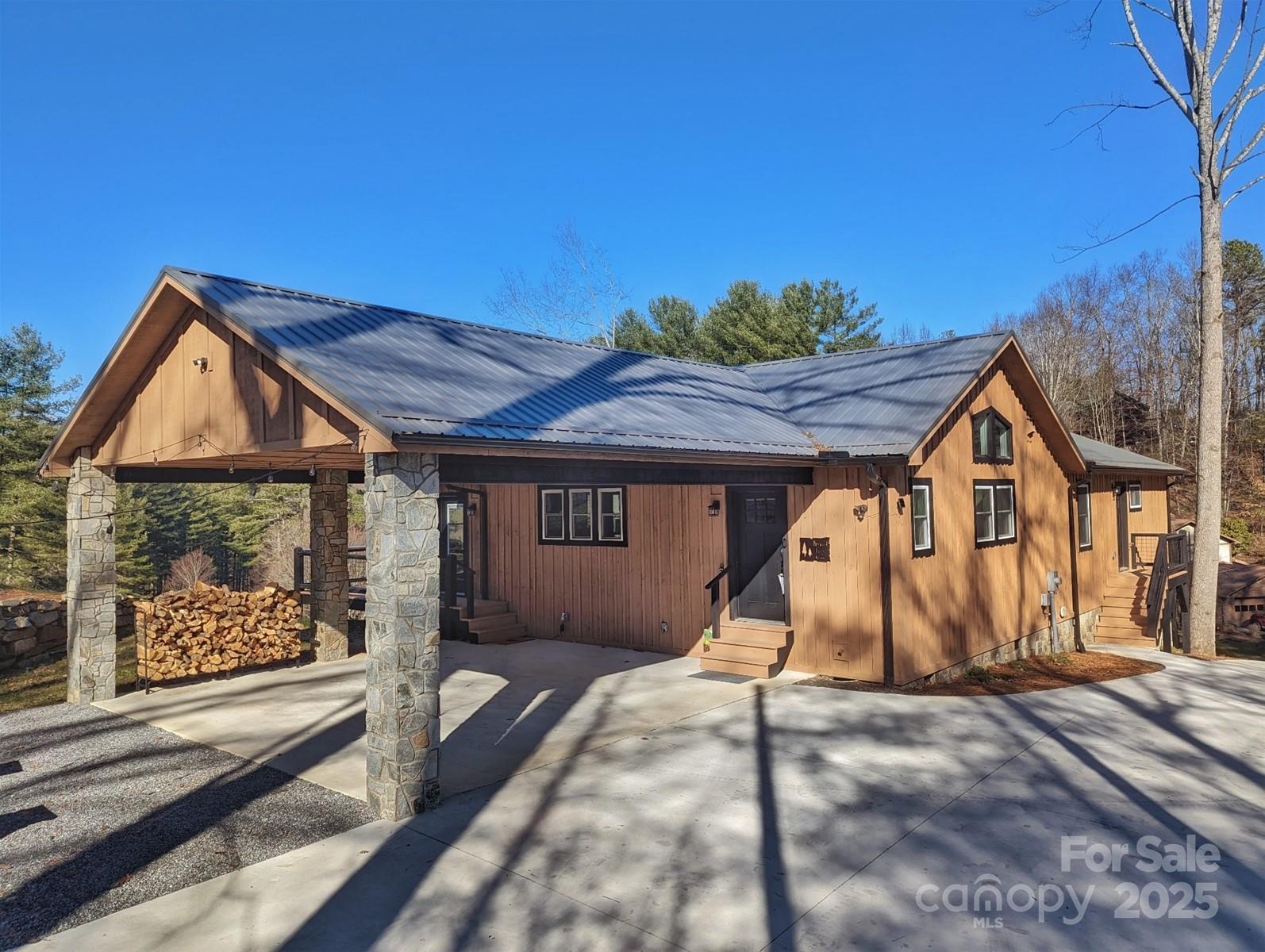 Property image 2 at 600 Pinewood Drive, Waynesville, NC 28786