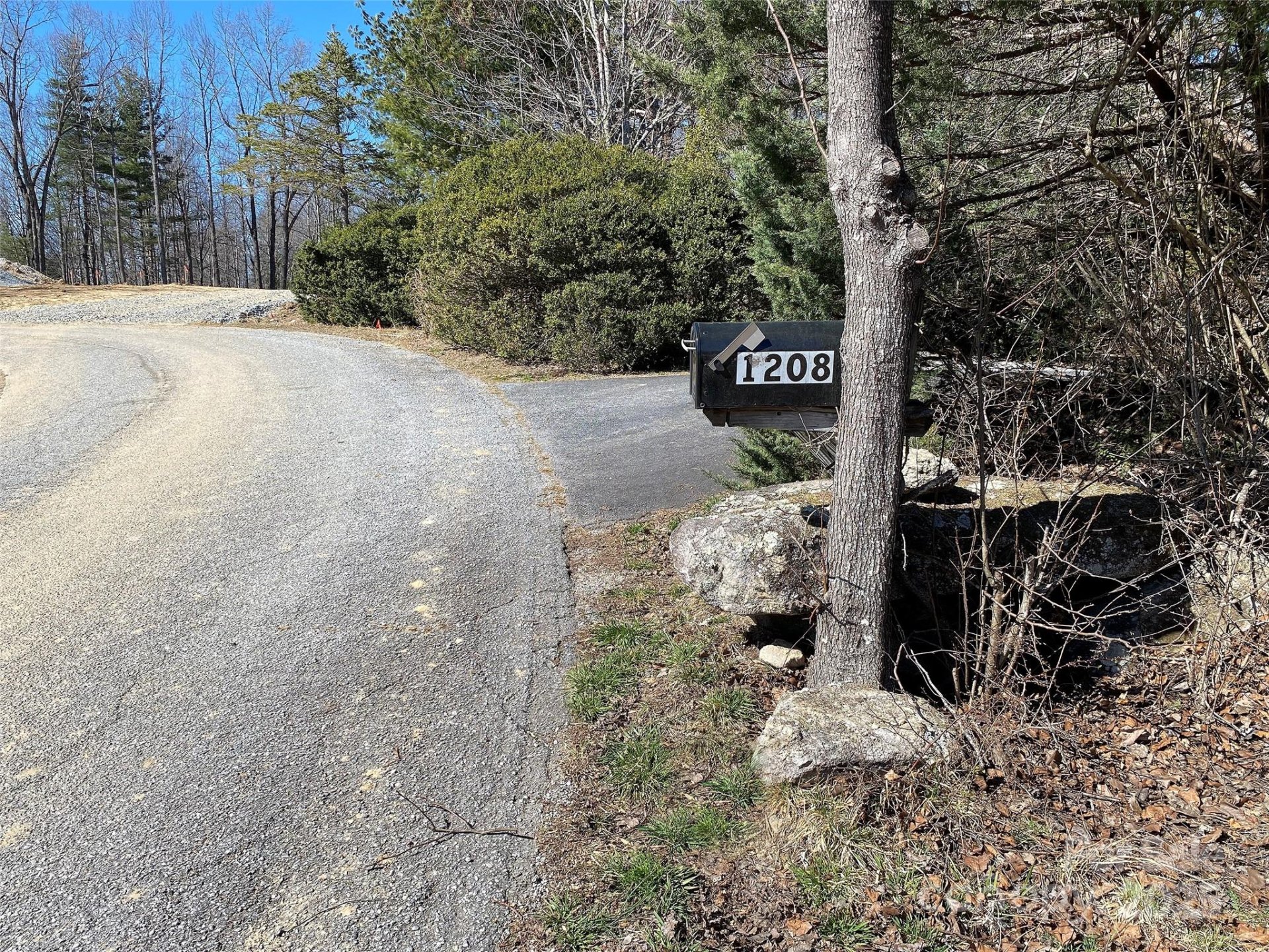 Property image 5 at 1208 Kanuga Ridge Road, Hendersonville, NC 28739