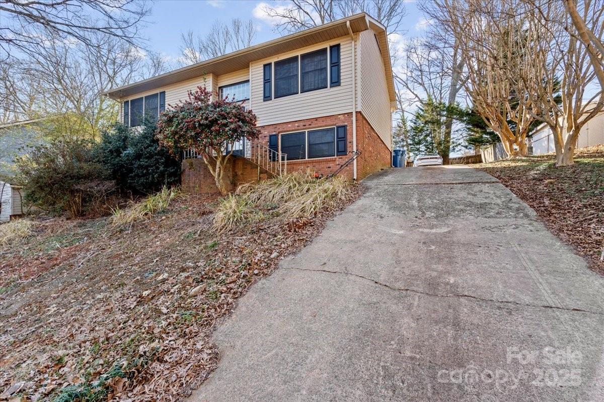 Property image 1 at 10404 Landon Street, Charlotte, NC 28215