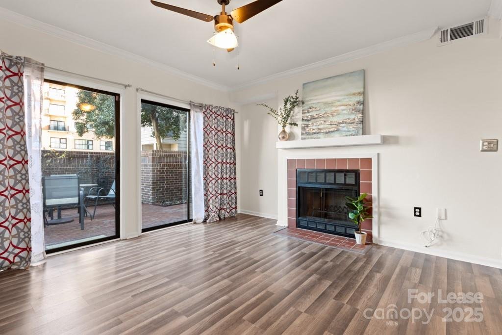 Property image 3 at 212 W 10th Street, Charlotte, NC 28202