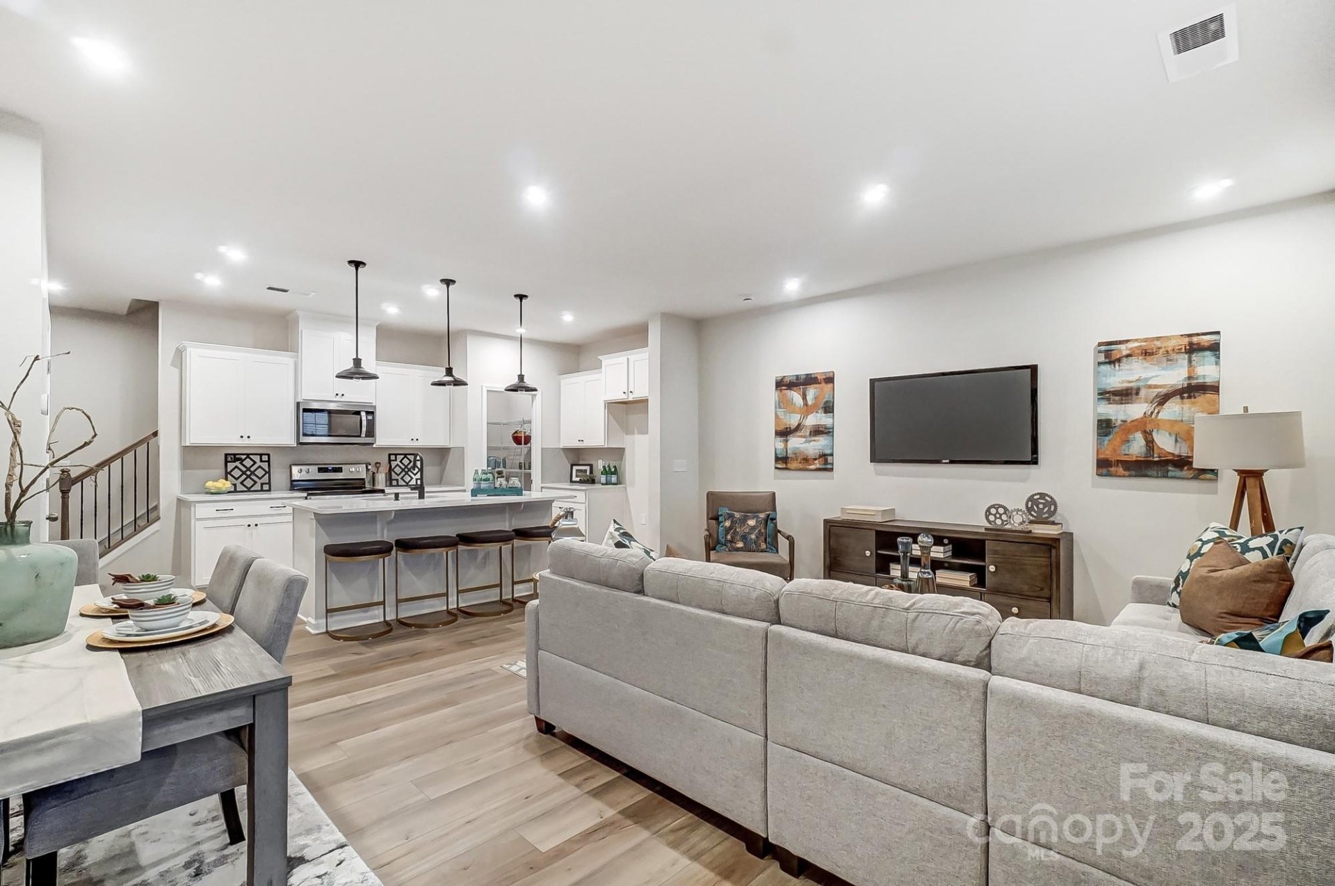Property image 4 at 4004 Cheyney Park Drive, Charlotte, NC 28269