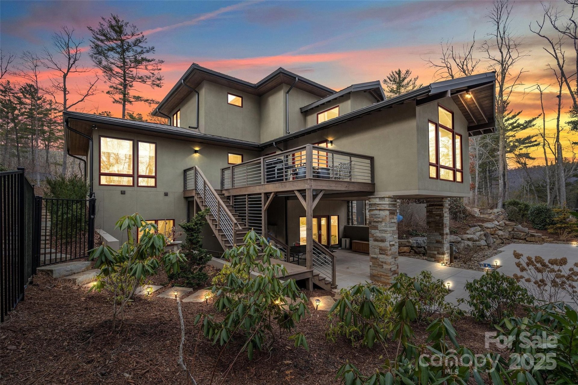 Property image 2 at 27 Hawberry Court, Asheville, NC 28805