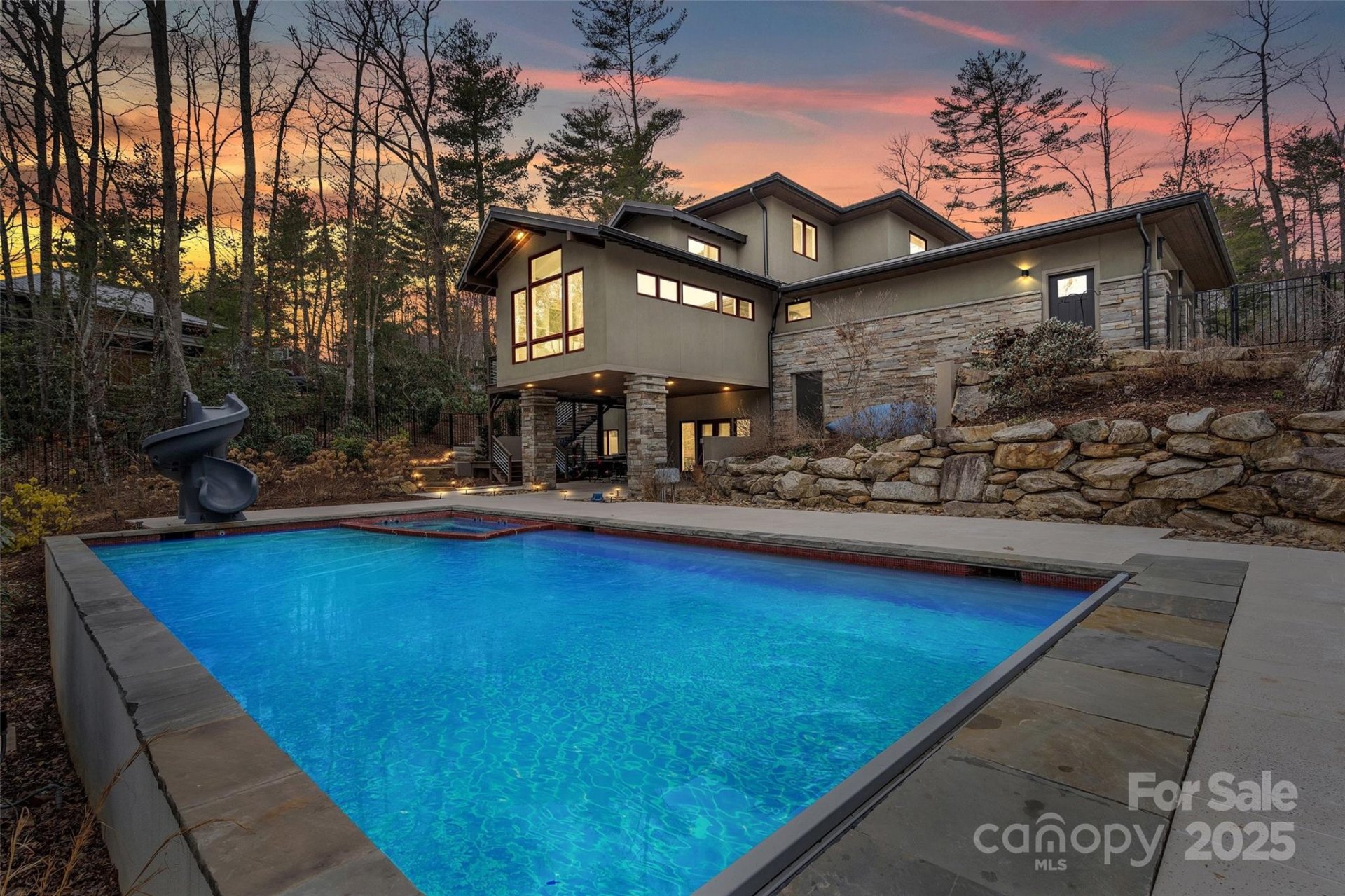 Property image 3 at 27 Hawberry Court, Asheville, NC 28805