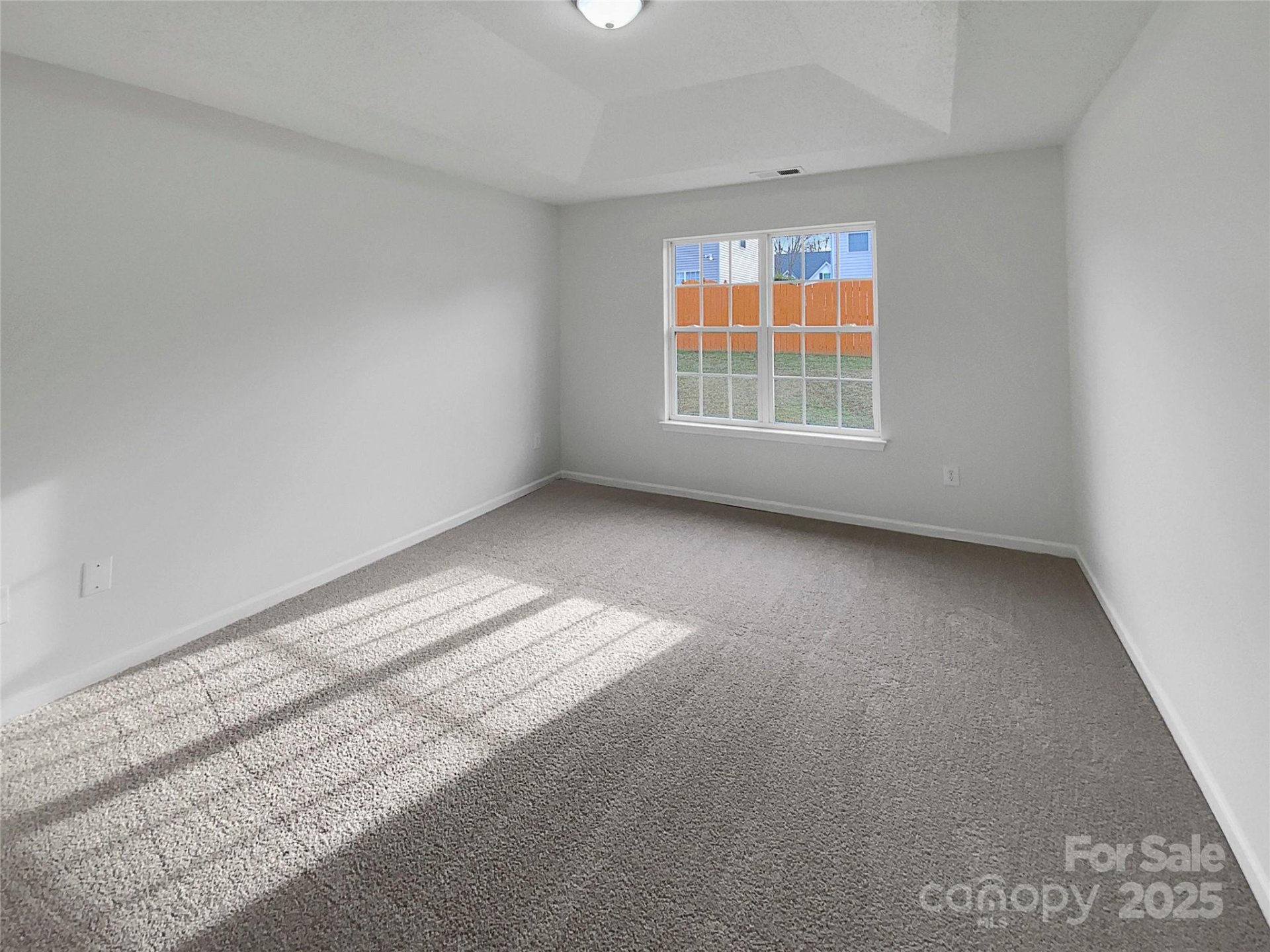 Property image 5 at 811 Reigate Road, Charlotte, NC 28262