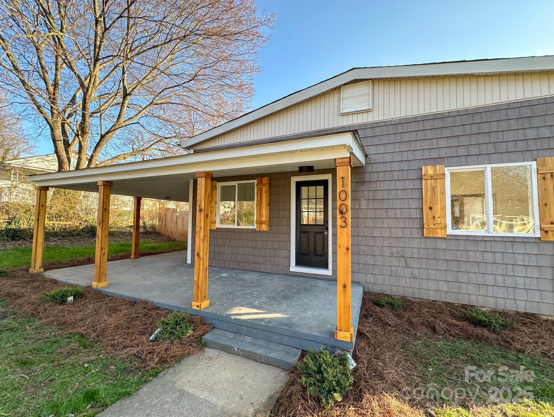 Property image 2 at 1003 W 4th Avenue, Gastonia, NC 28052