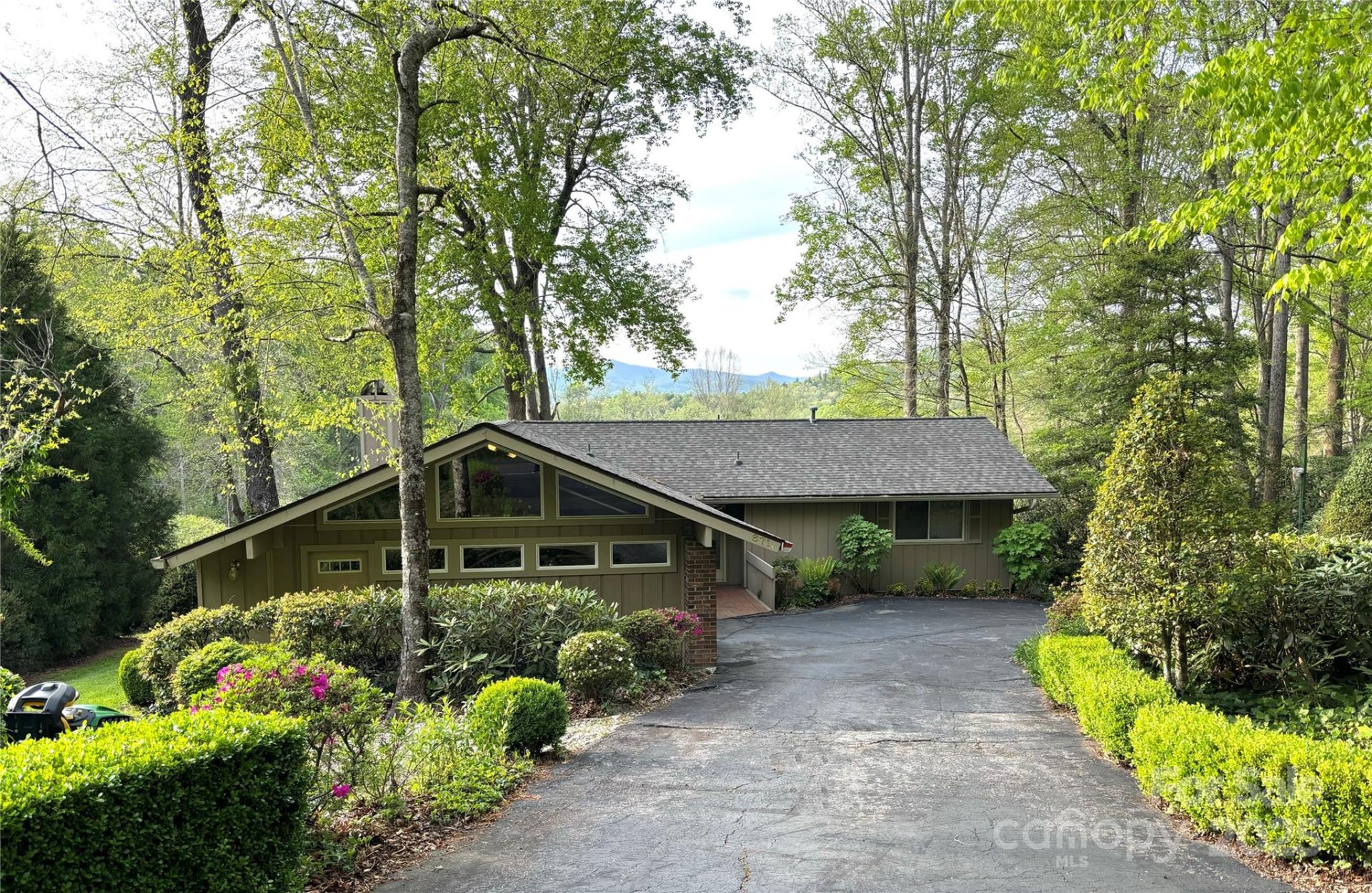 871 Glen Cannon Drive
