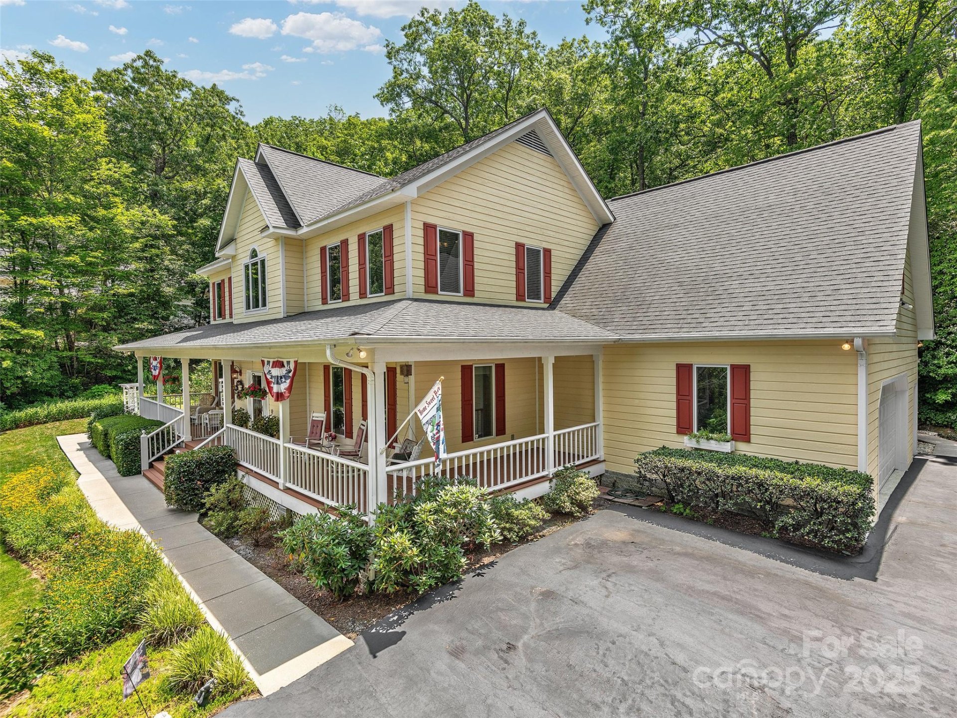 Property image 1 at 442 Heather Marie Drive, Hendersonville, NC 28792