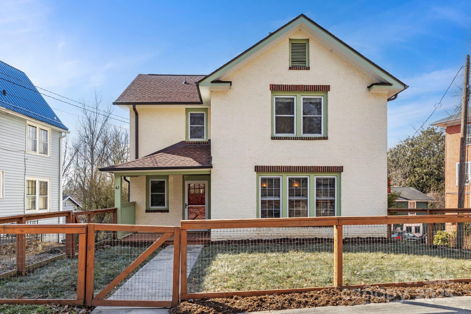 41 Forest Hill Drive