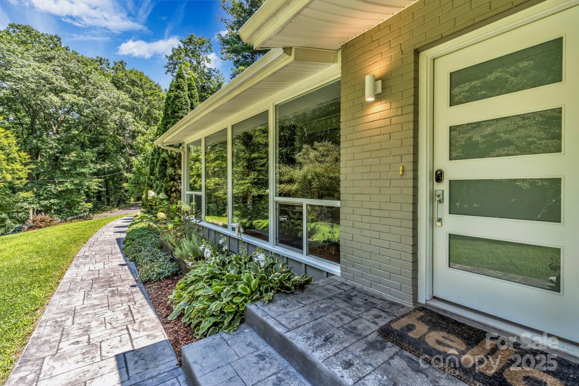 Property image 5 at 10 Brookwood Road, Asheville, NC 28804