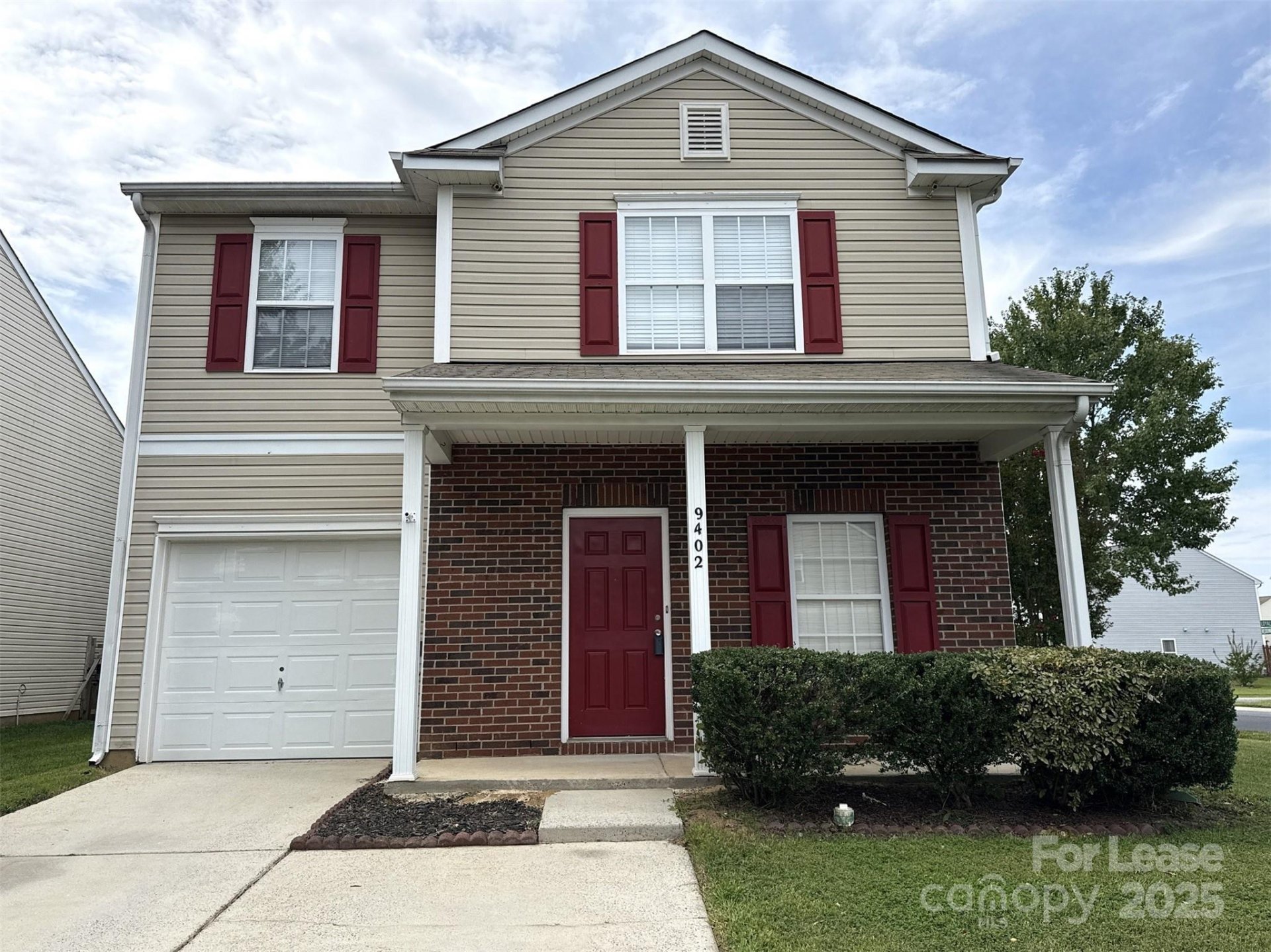 Property image 1 at 9402 Darwick Street, Charlotte, NC 28216