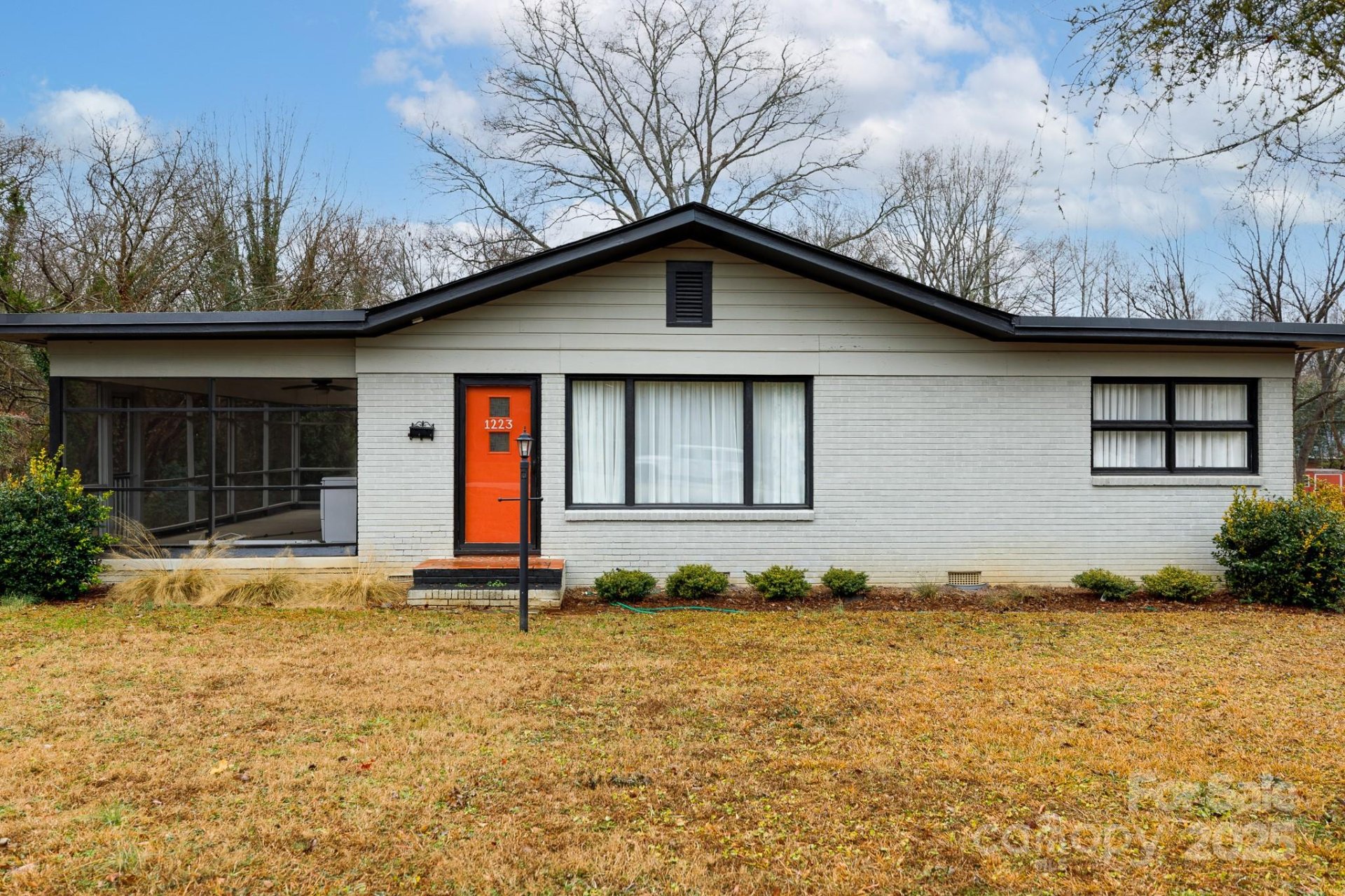 1223 India Hook Road