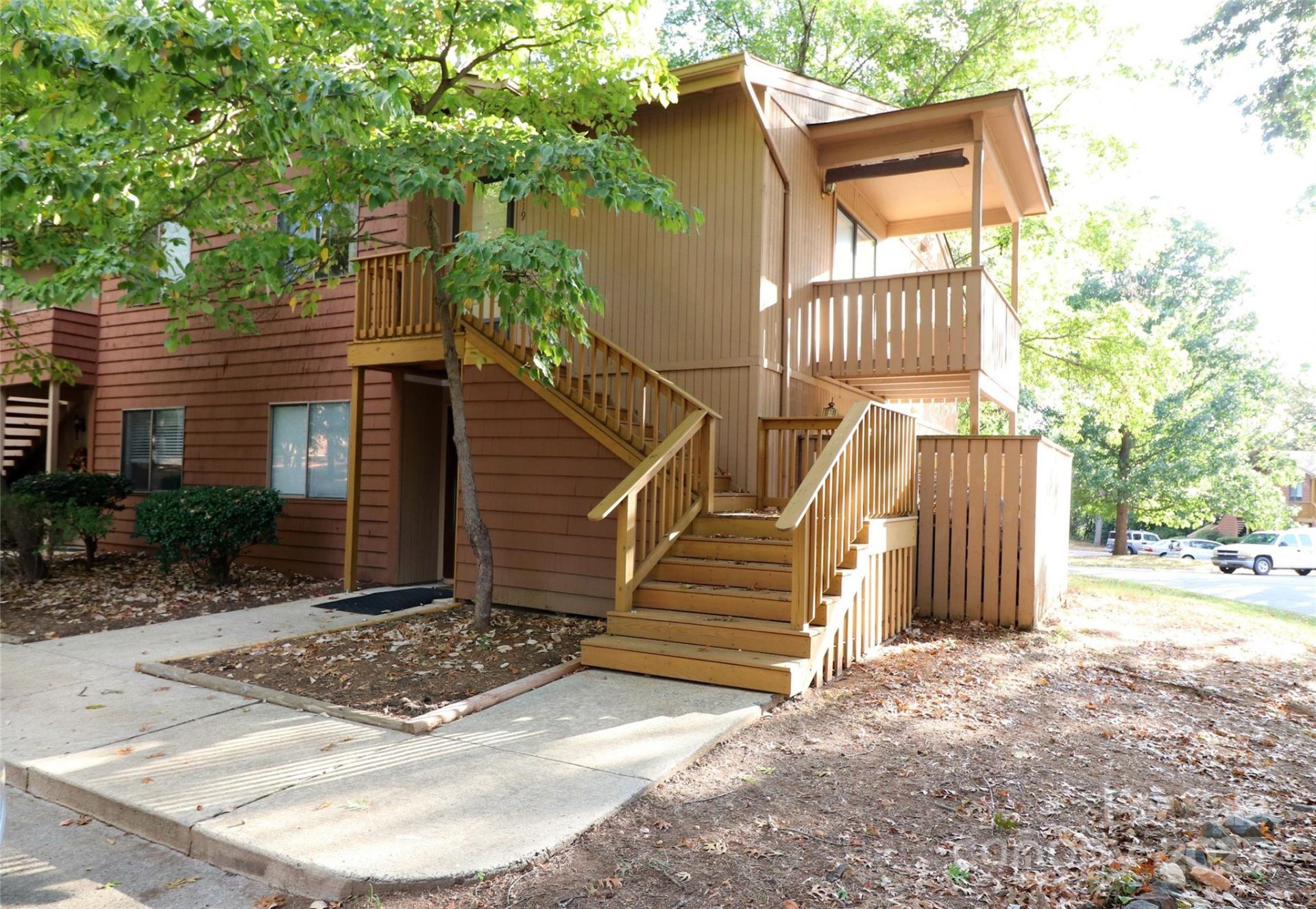 1419 Riverwood Court