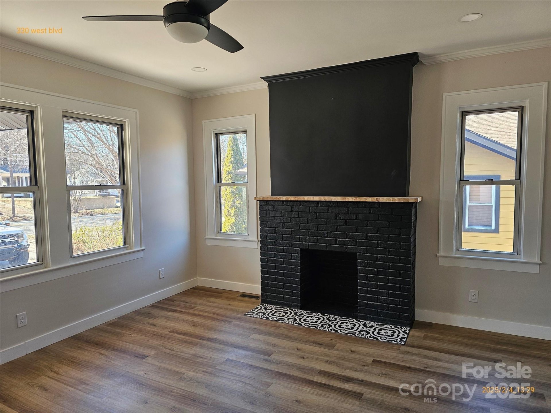 Property image 3 at 330 West Boulevard, Charlotte, NC 28203