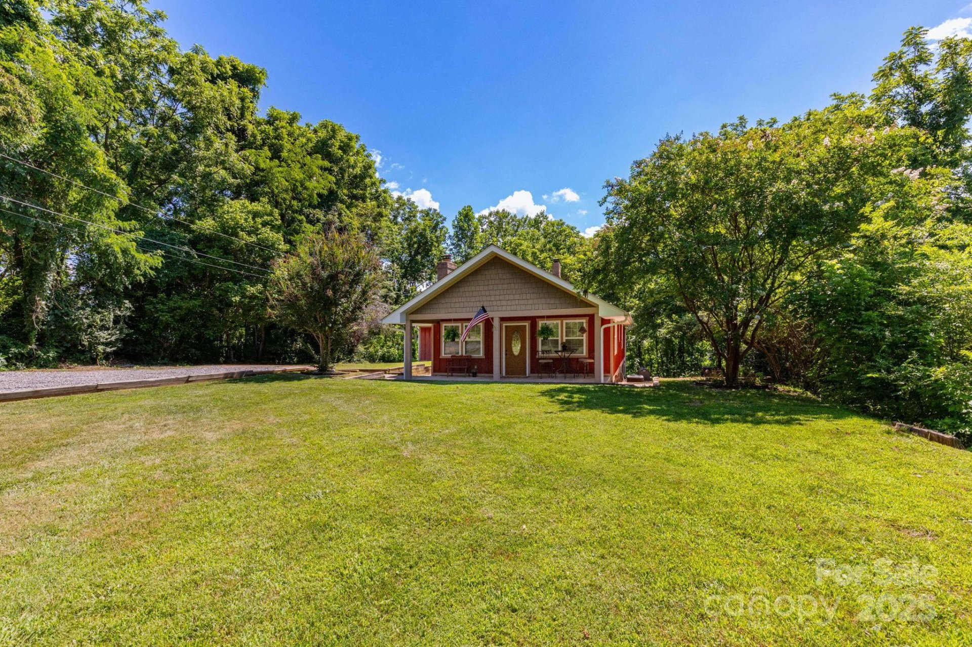 Property image 4 at 15 Weaver Hill Road, Asheville, NC 28805