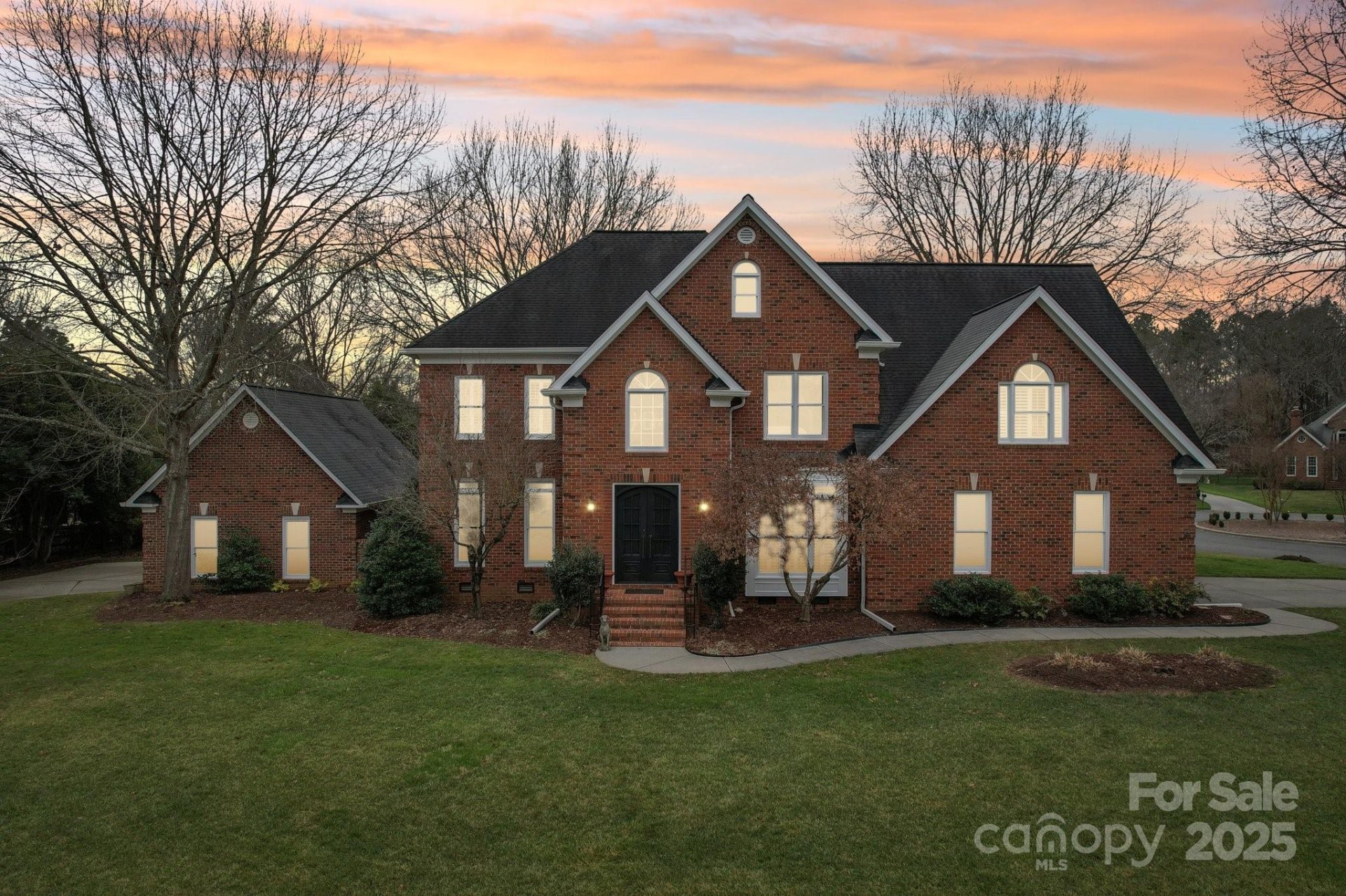 Property image 1 at 10506 Kenlauren Terrace, Charlotte, NC 28210