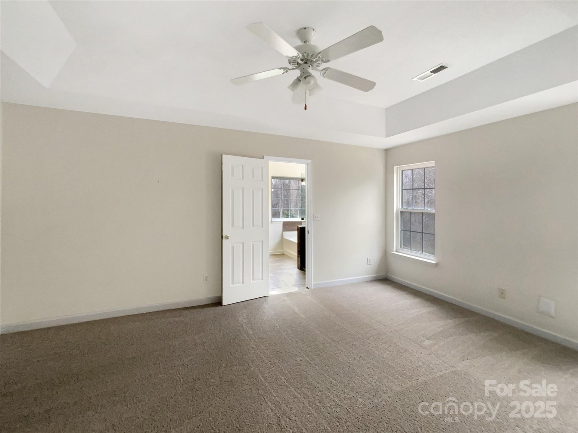 Property image 5 at 8200 Suttonview Drive, Charlotte, NC 28269