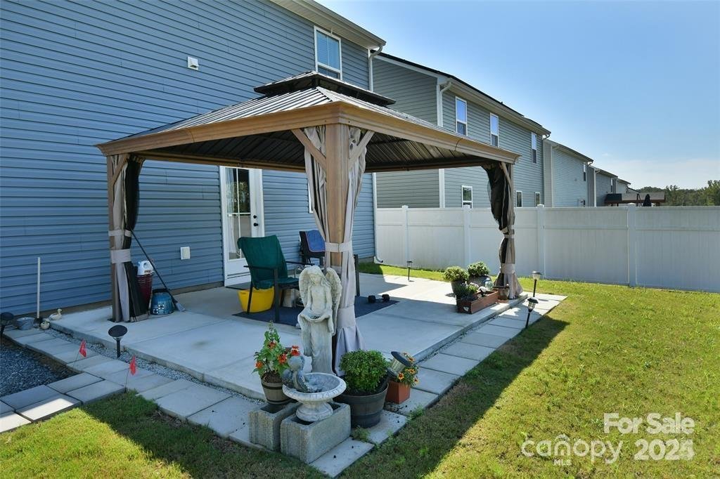 Property image 2 at 171 Crownpiece Street, Troutman, NC 28166