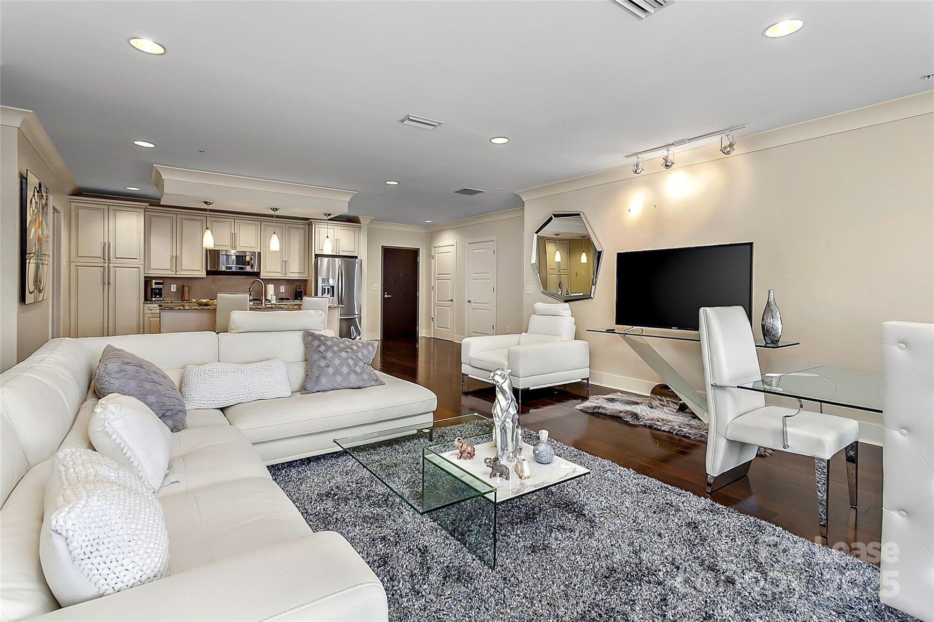 Property image 3 at 222 S Caldwell Street, Charlotte, NC 28202