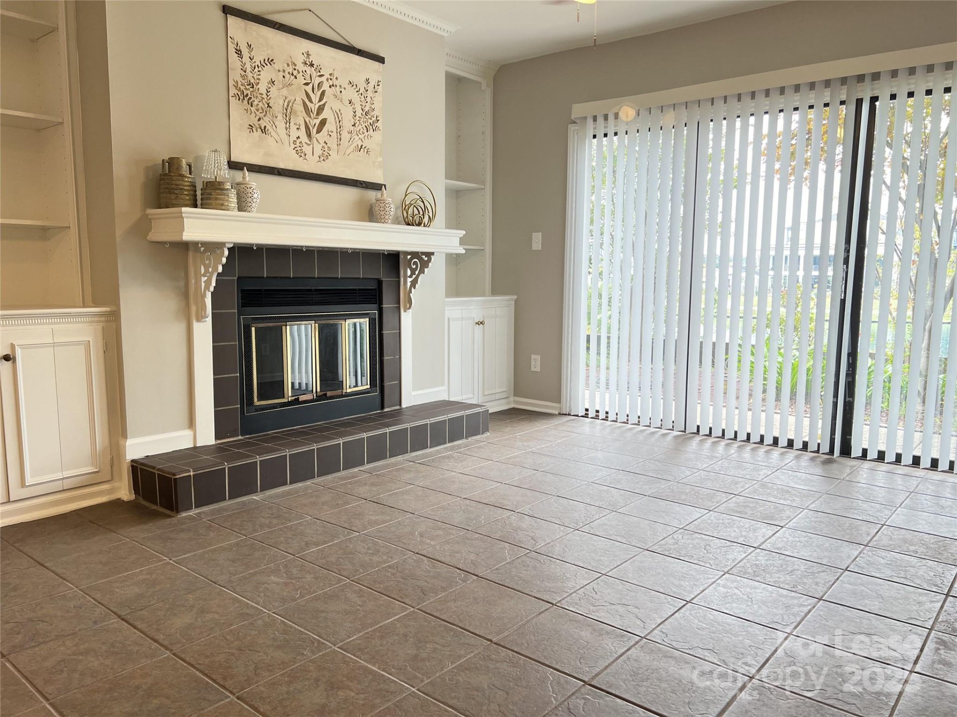 Property image 3 at 9041 J M Keynes Drive, Charlotte, NC 28262