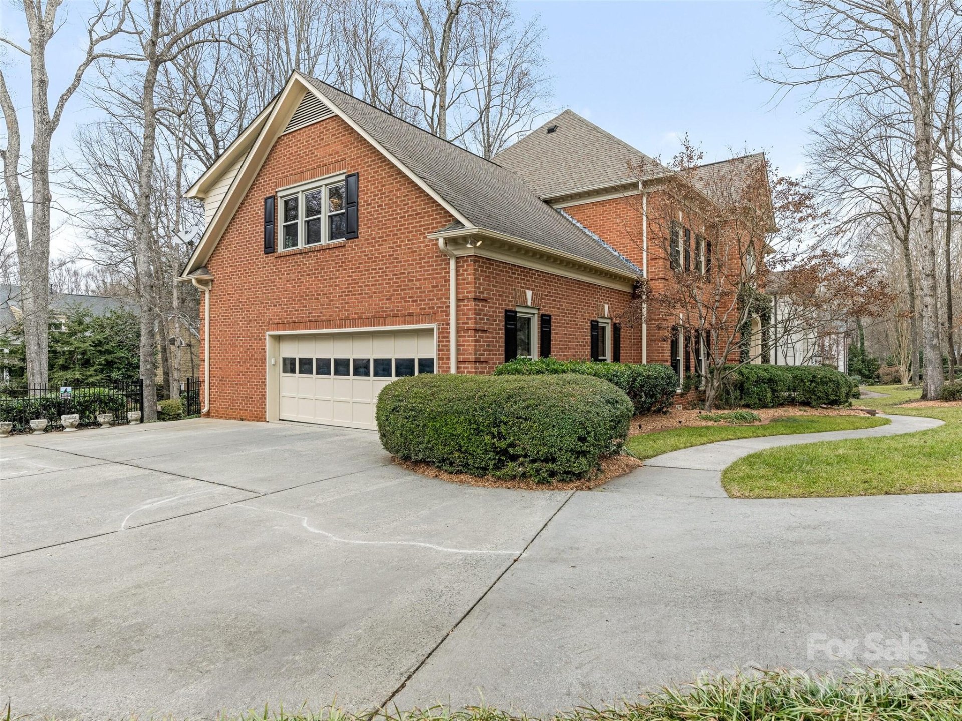 Property image 2 at 2540 Ballencourt Lane, Charlotte, NC 28226