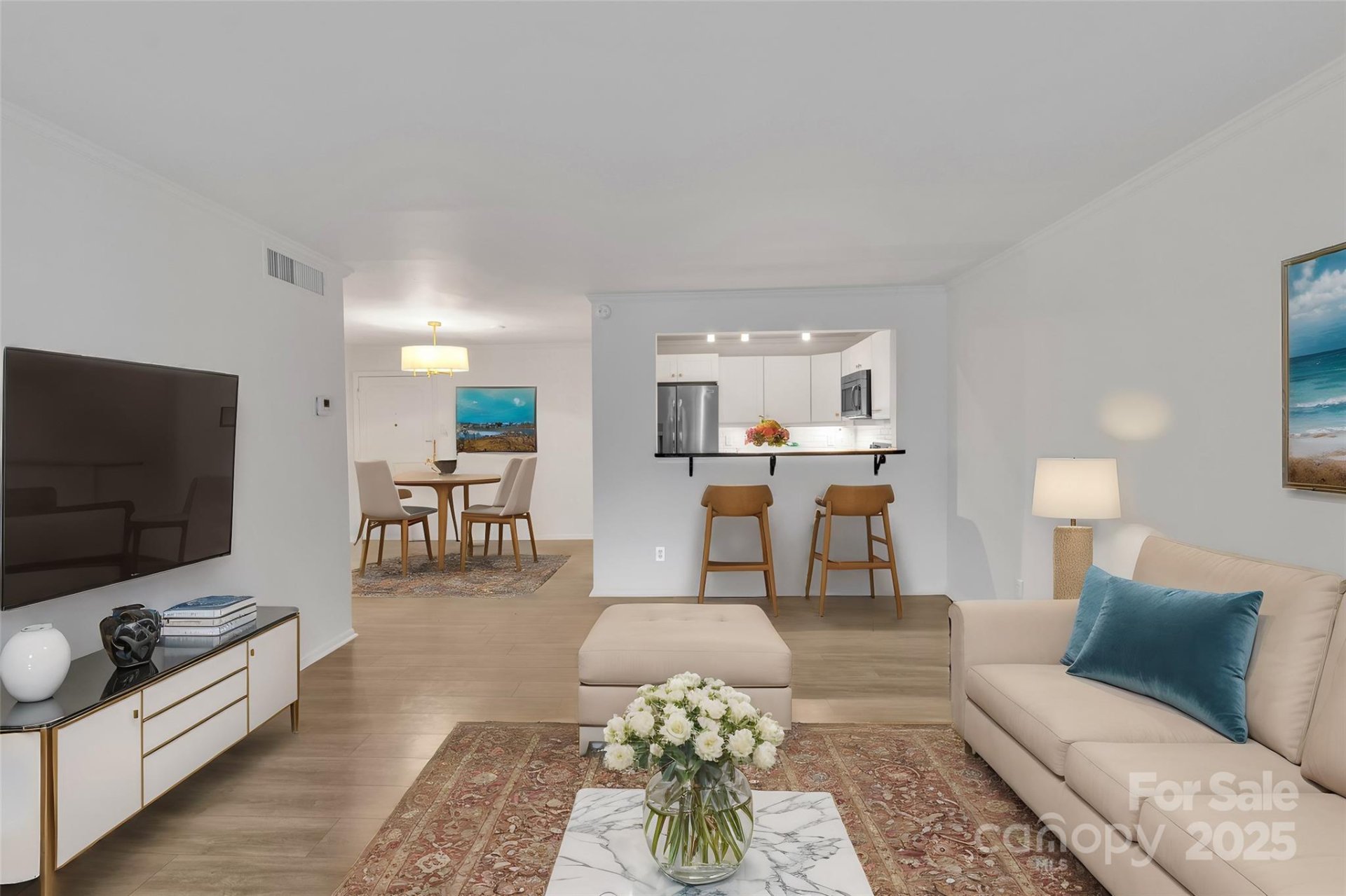 Property image 5 at 1323 Queens Road, Charlotte, NC 28207