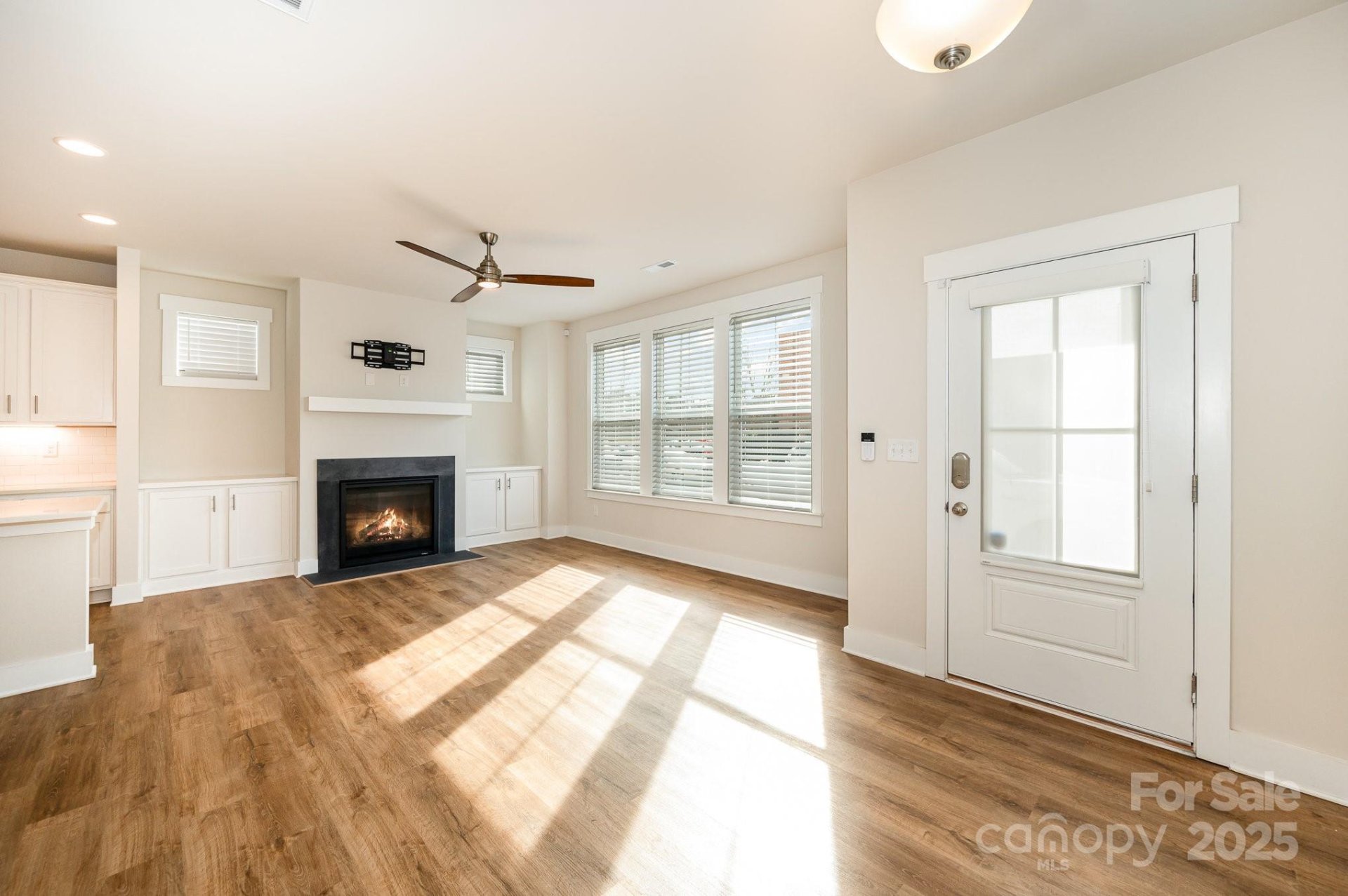Property image 3 at 604 Amalfi Drive, Davidson, NC 28036