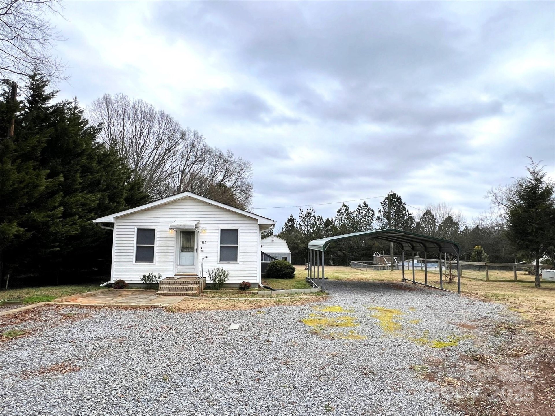 Property image 2 at 115 Hillcrest Drive, Bessemer City, NC 28016
