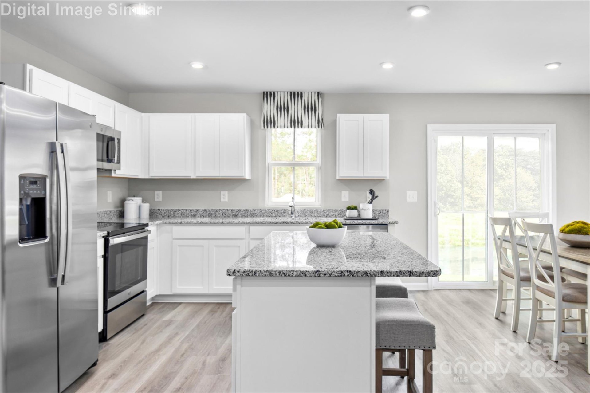 Property image 3 at 1525 39th Avenue Loop, Hickory, NC 28601