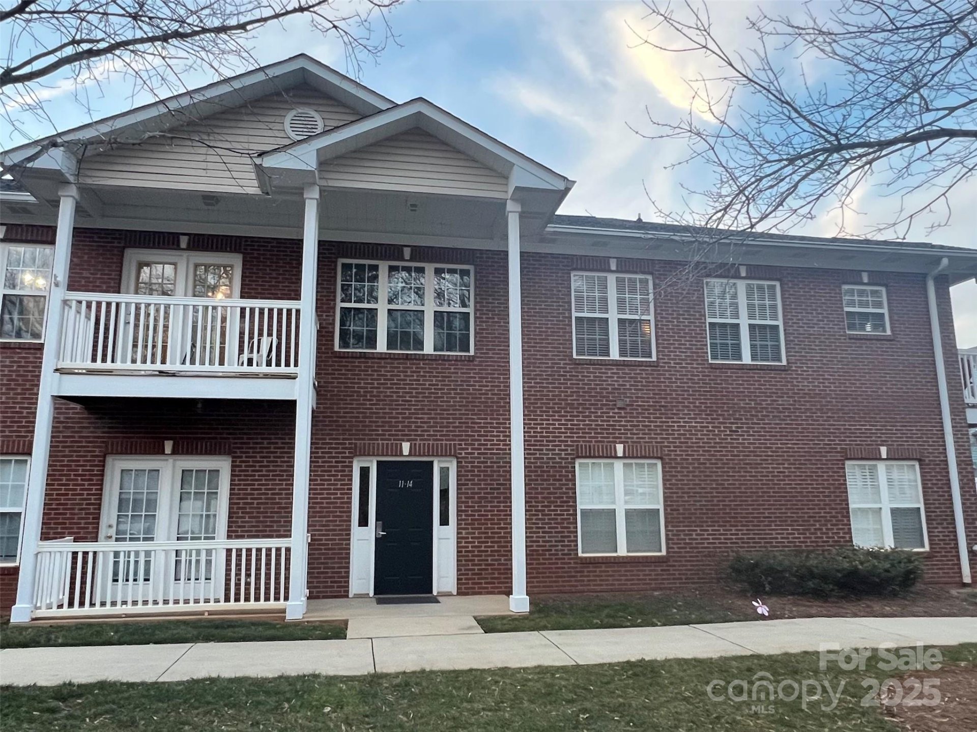 Property image 1 at 917 Shearer Street, Davidson, NC 28036