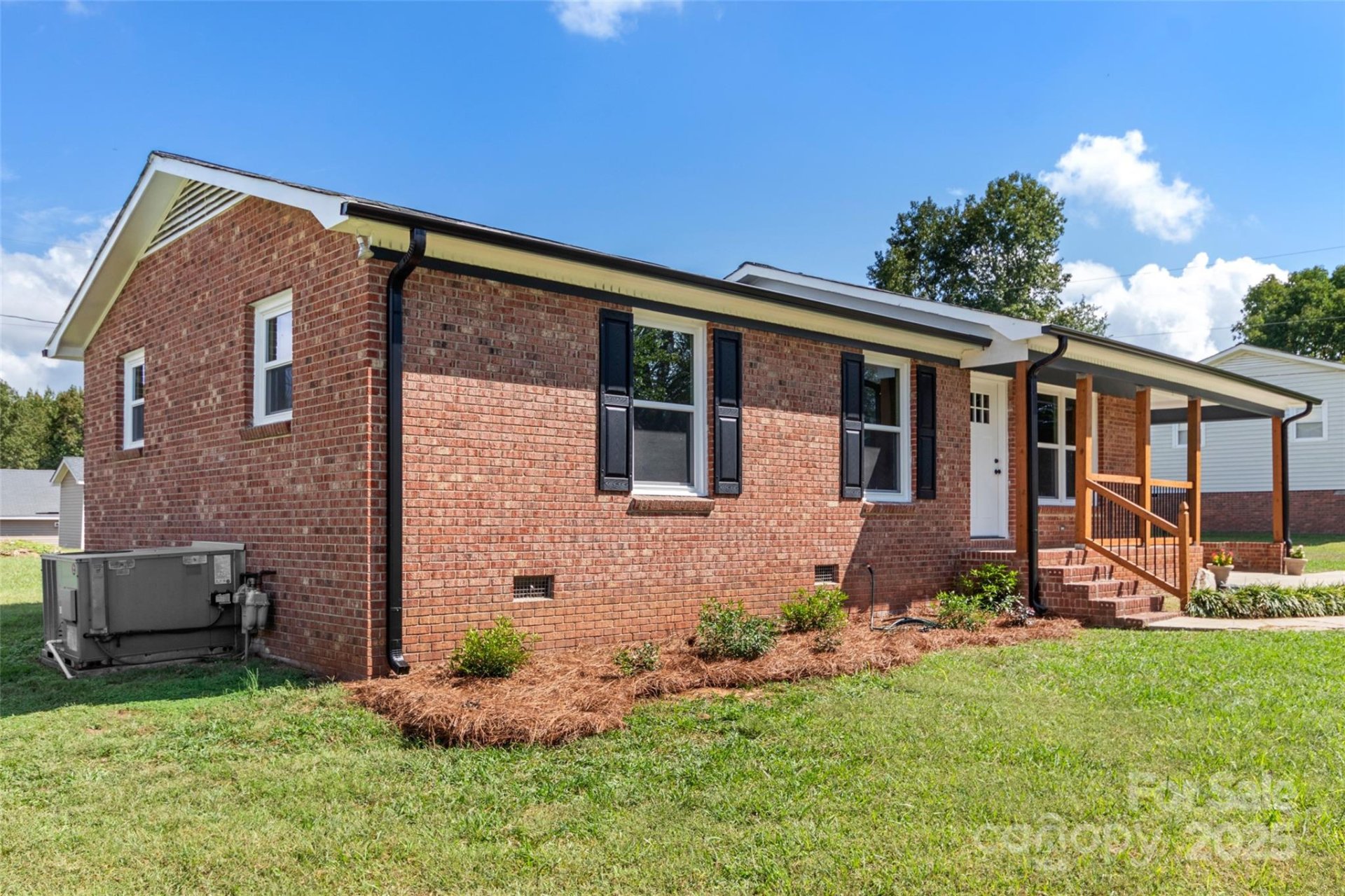 Property image 2 at 2525 Oxford Circle, Lancaster, SC 29720
