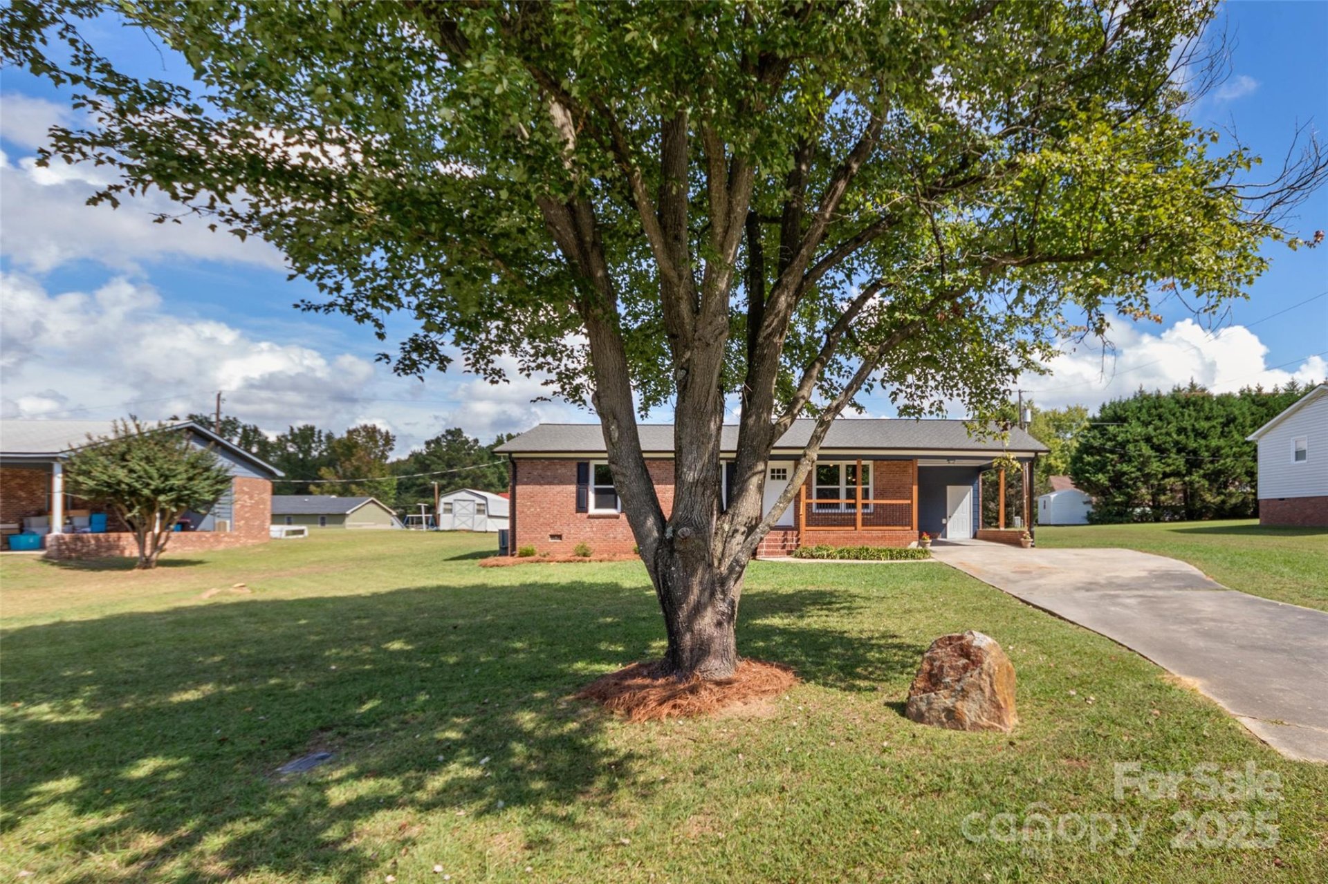 Property image 3 at 2525 Oxford Circle, Lancaster, SC 29720
