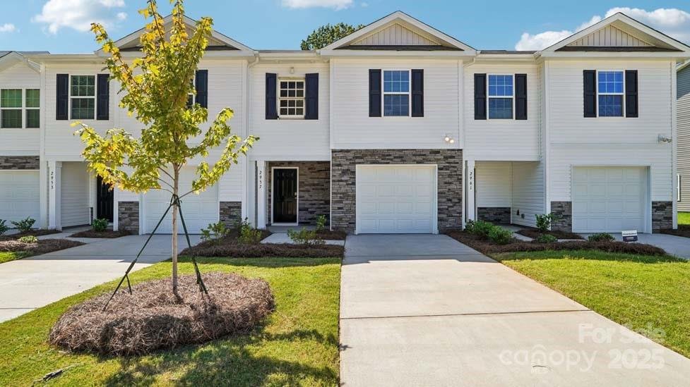 Property image 2 at 2957 Penninger Circle, Charlotte, NC 28262