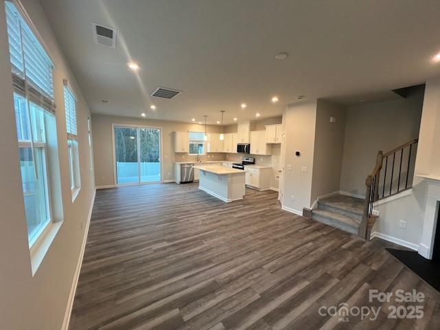 Property image 2 at 208 Laura Elizabeth Lane, Clover, SC 29710