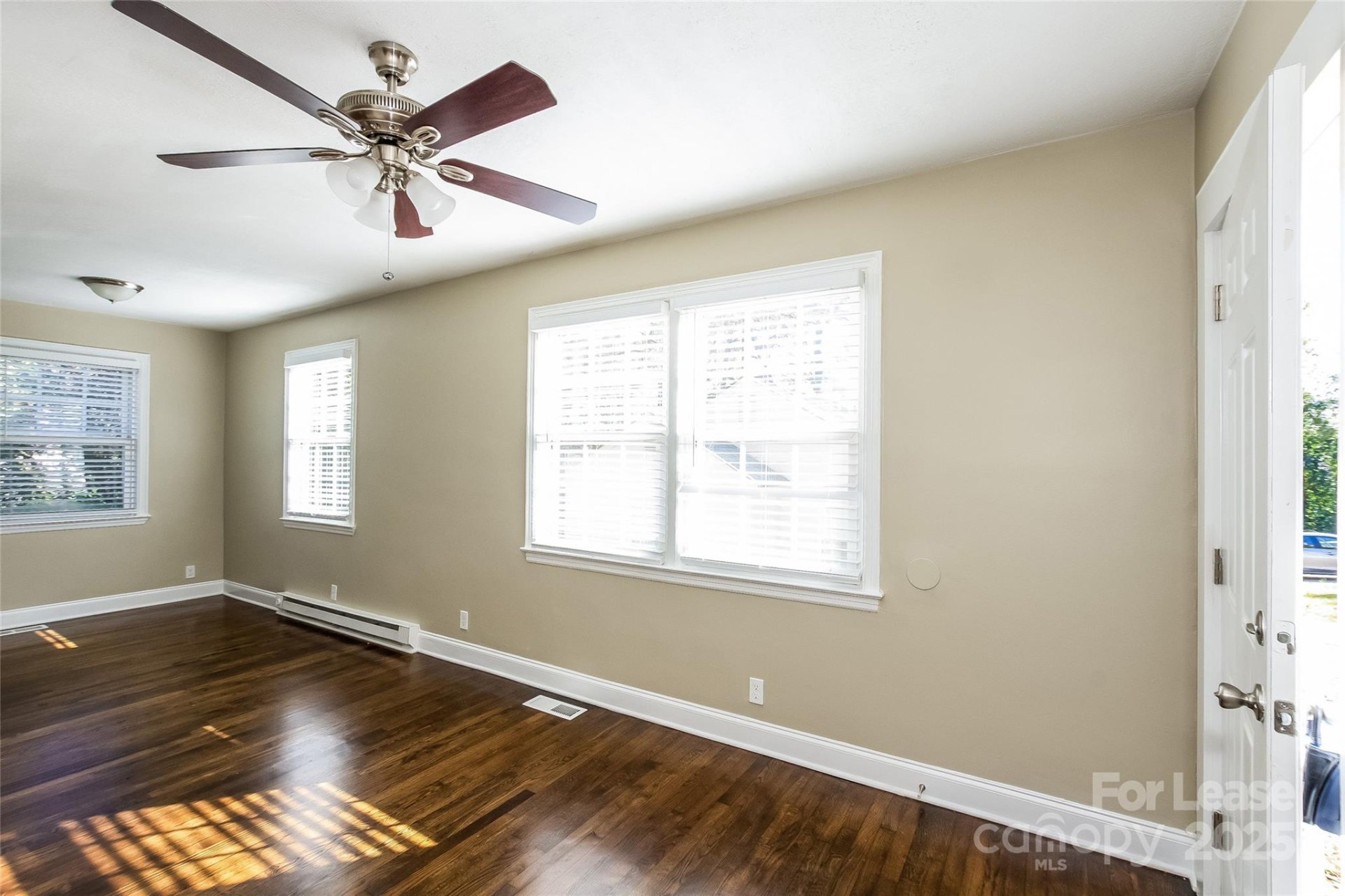 Property image 4 at 2520 Columbus Circle, Charlotte, NC 28208