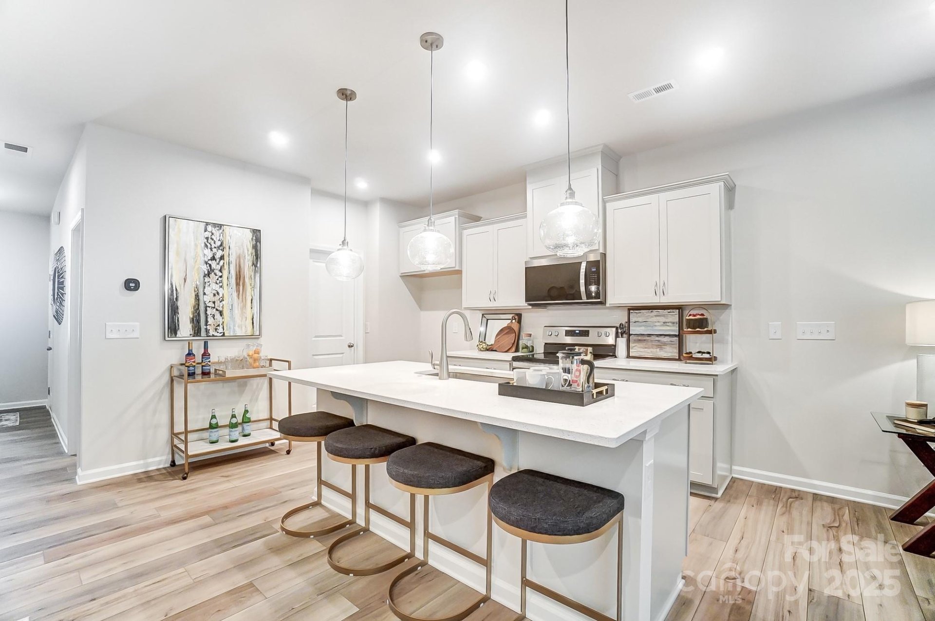 608 Cassidy Court