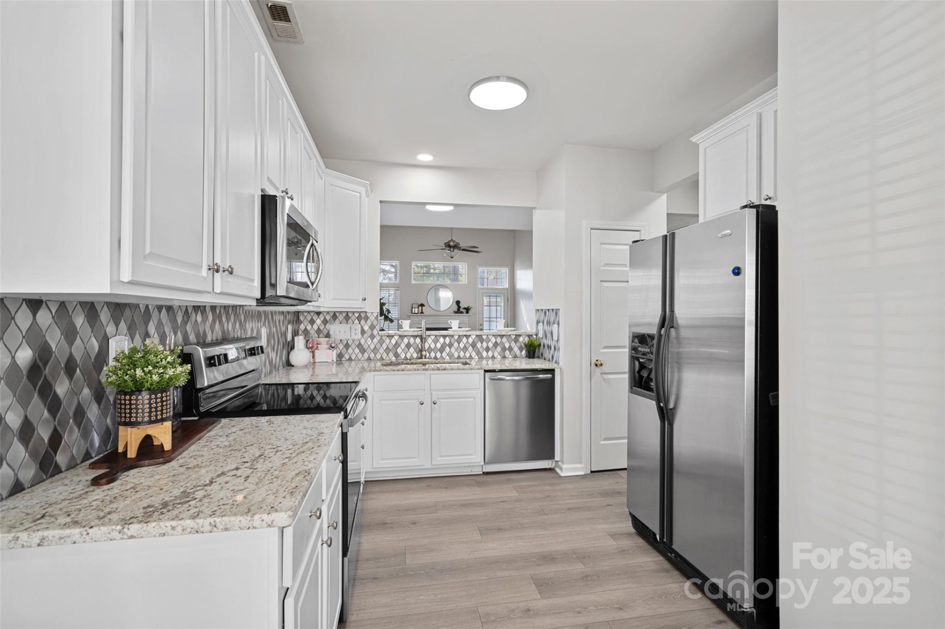 Property image 5 at 141 N Arcadian Way, Mooresville, NC 28117