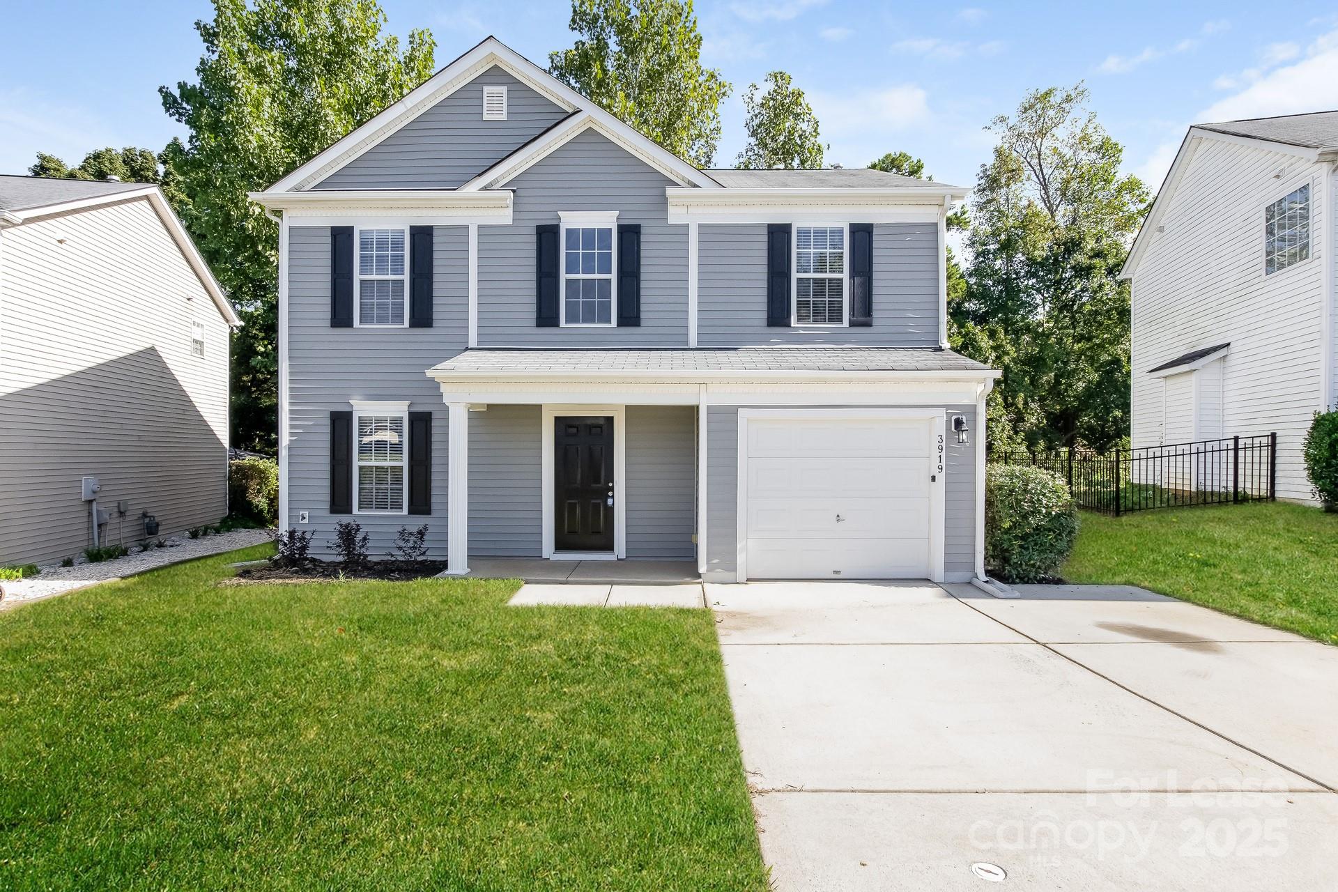 Property image 1 at 3919 Planters Watch Drive, Charlotte, NC 28278