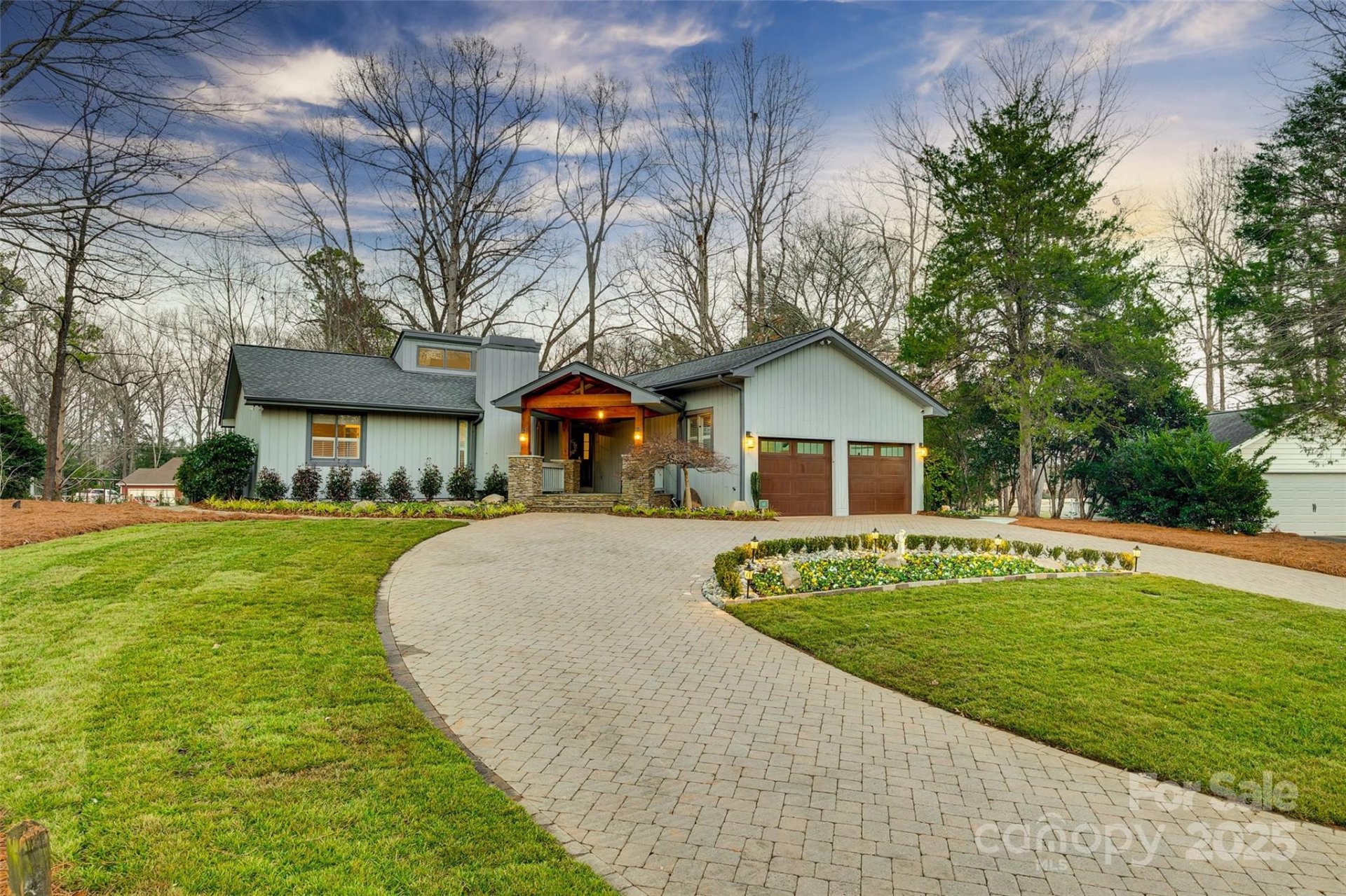 10 Catawba Ridge Court