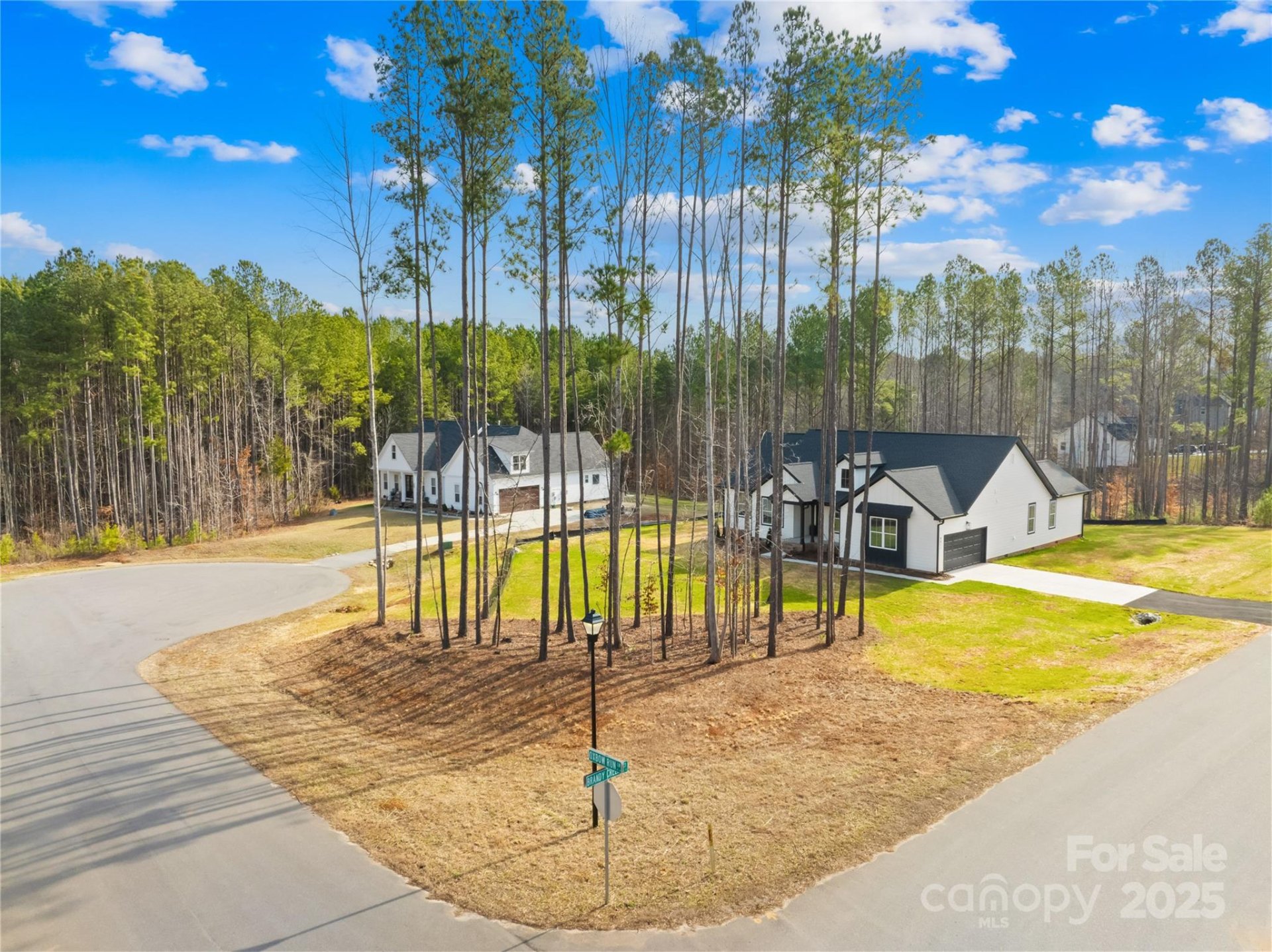 Property image 2 at 4011 Brandy Creek Court, Clover, SC 29710