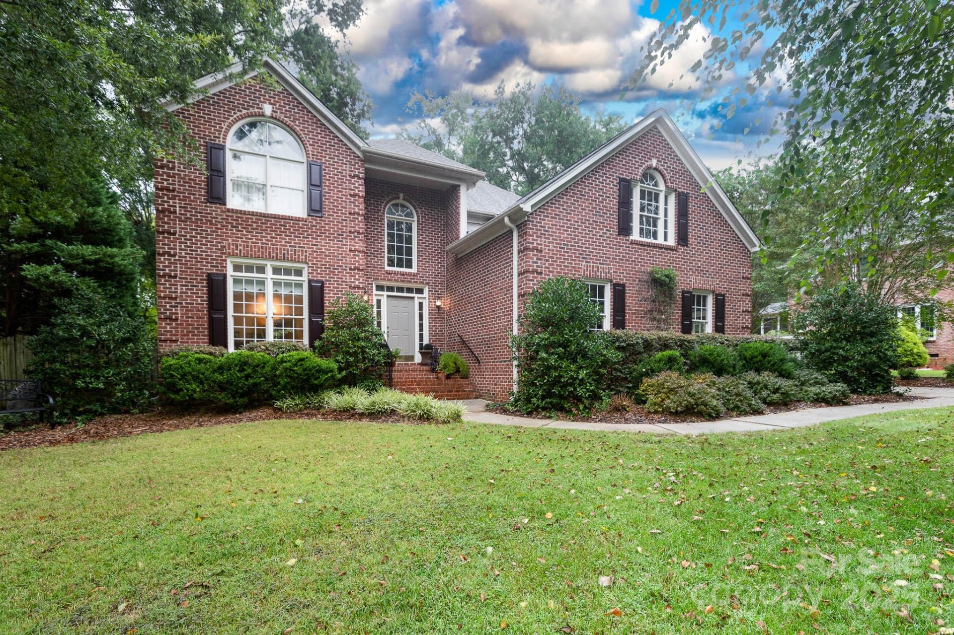 The Summit, Rock Hill Community