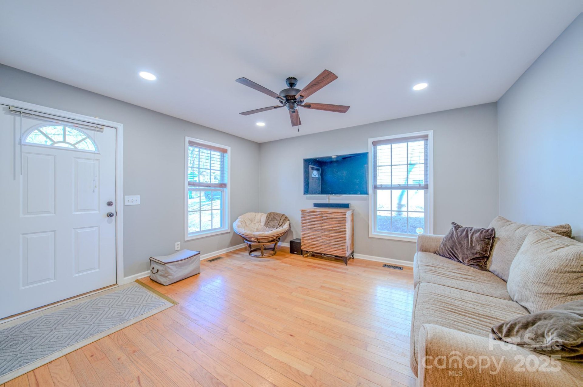 Property image 3 at 7 Spring Drive, Asheville, NC 28806