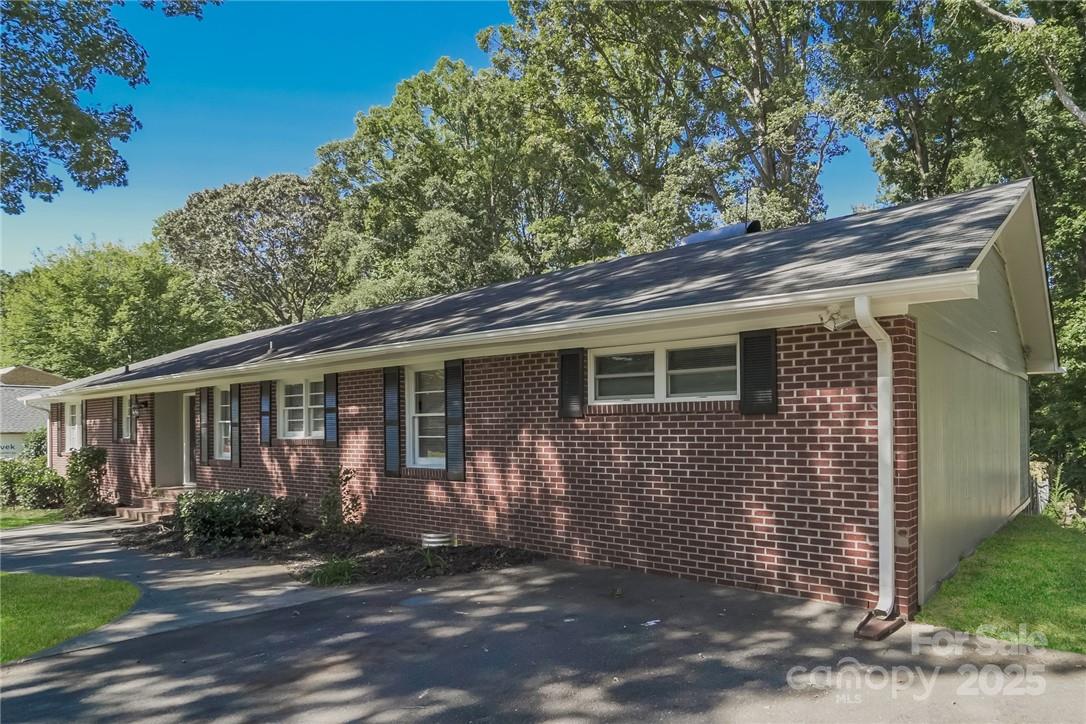 Property image 2 at 401 Pine Street, Fort Mill, SC 29715