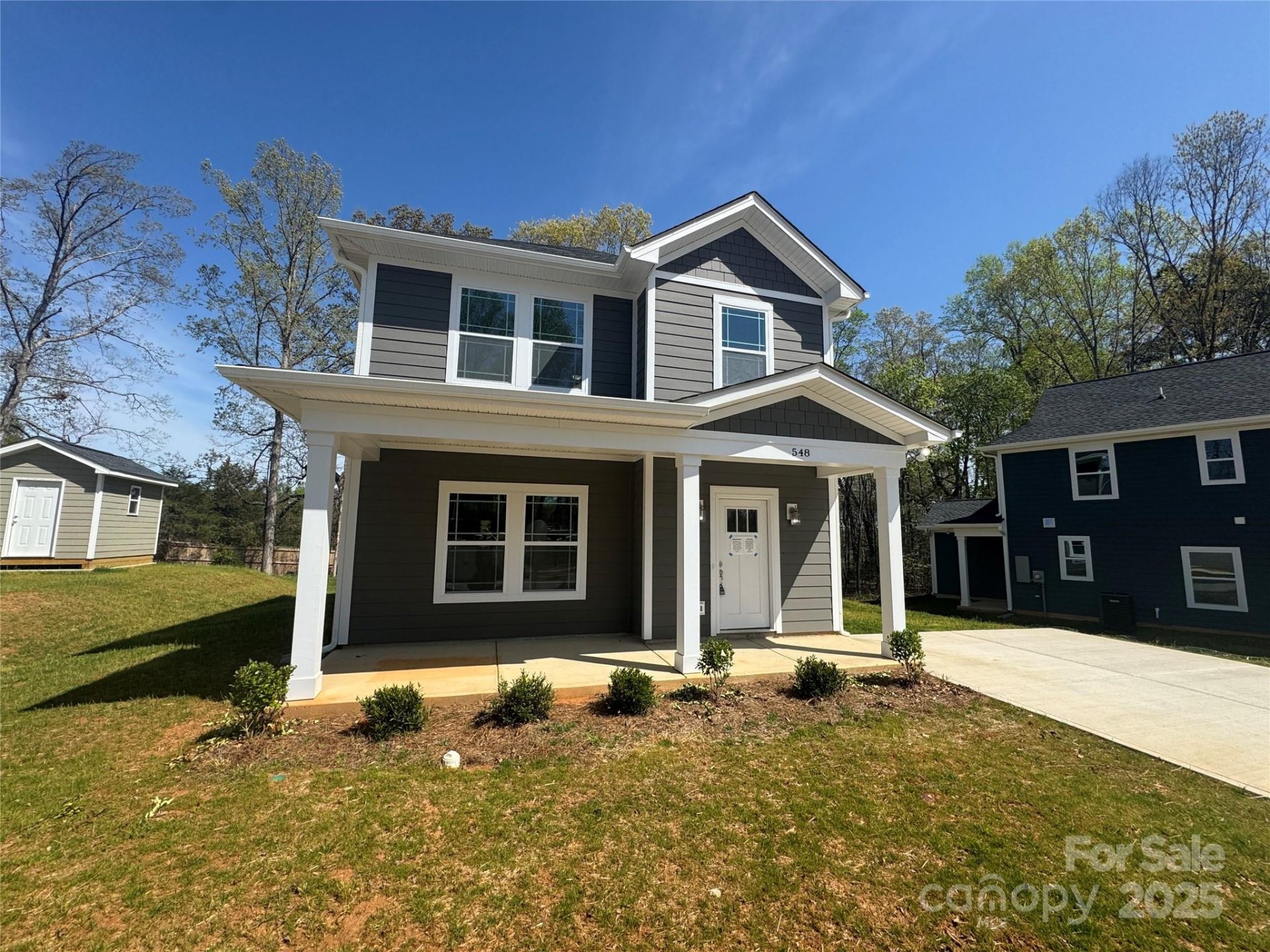 548 Geneva Circle