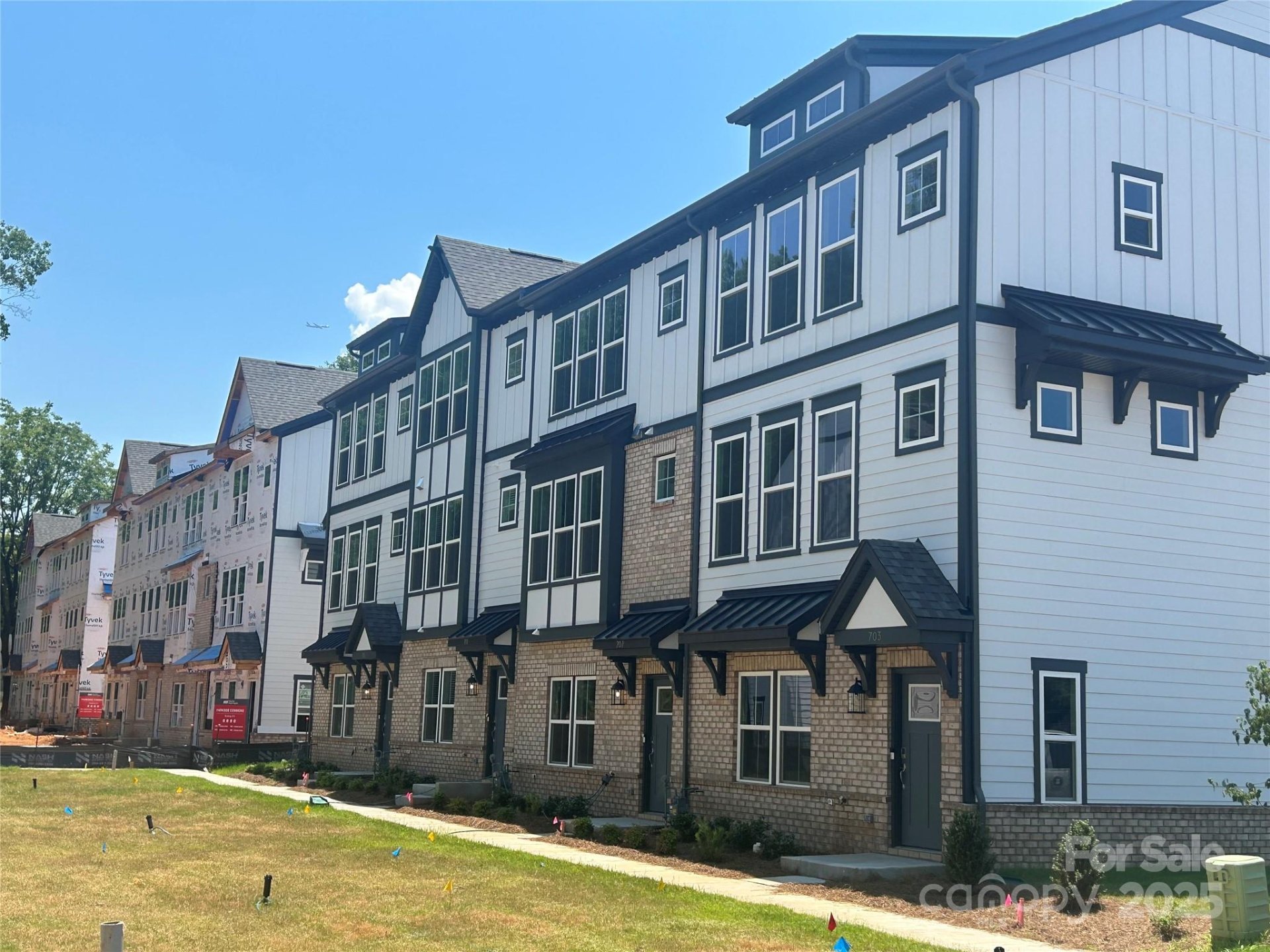 707 Hoke Lane